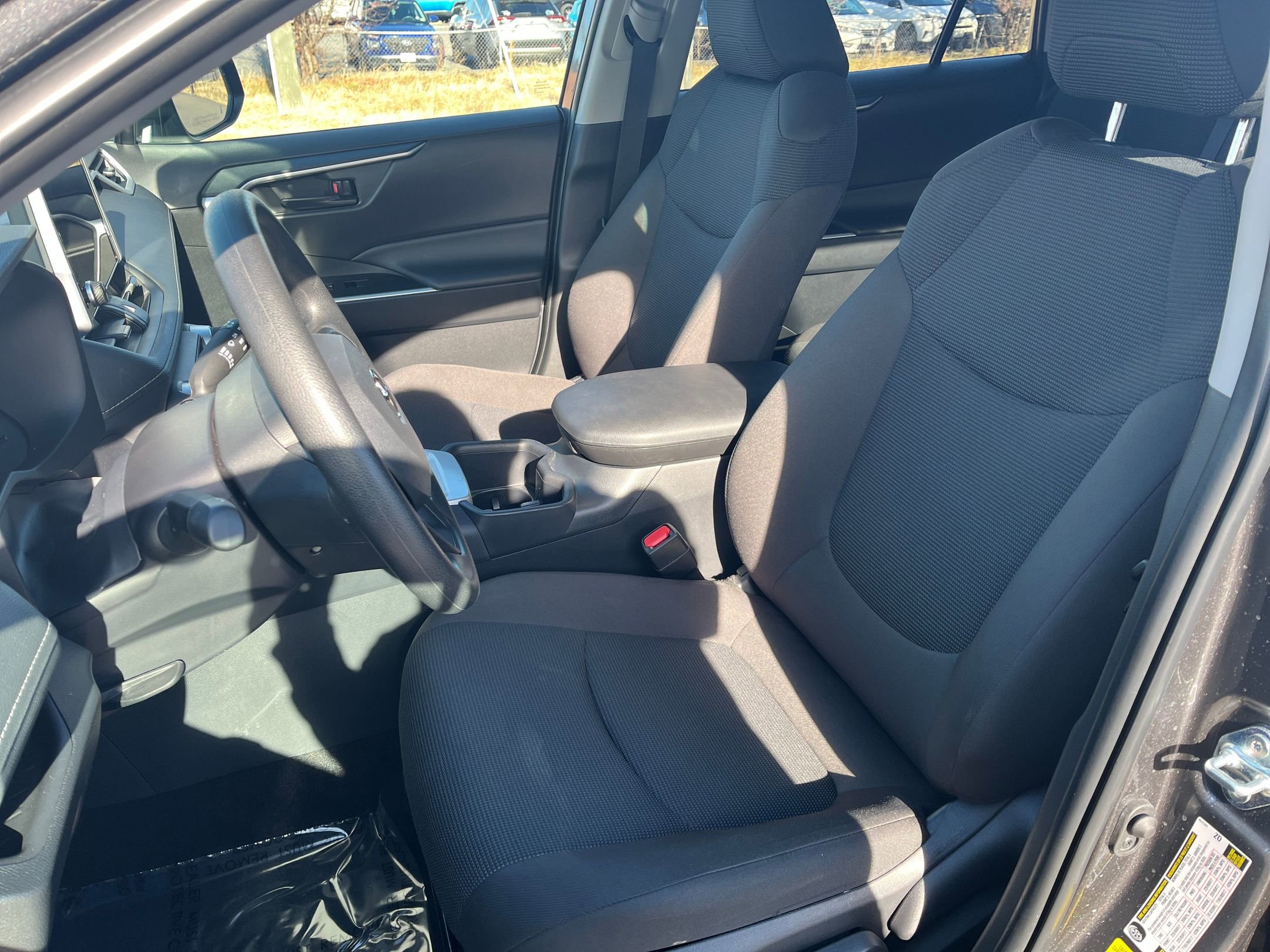 Thumbnail: 2025 Toyota RAV4 - 35