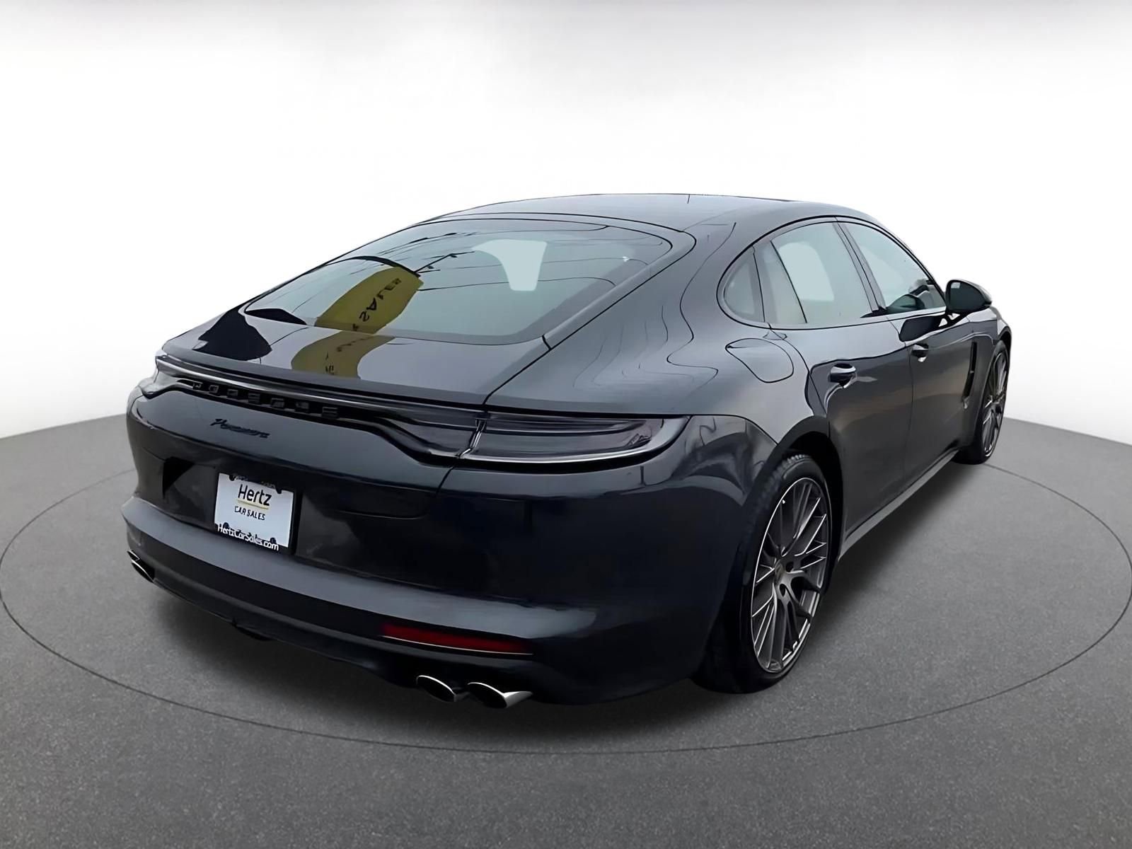 Thumbnail: 2023 Porsche Panamera - 15
