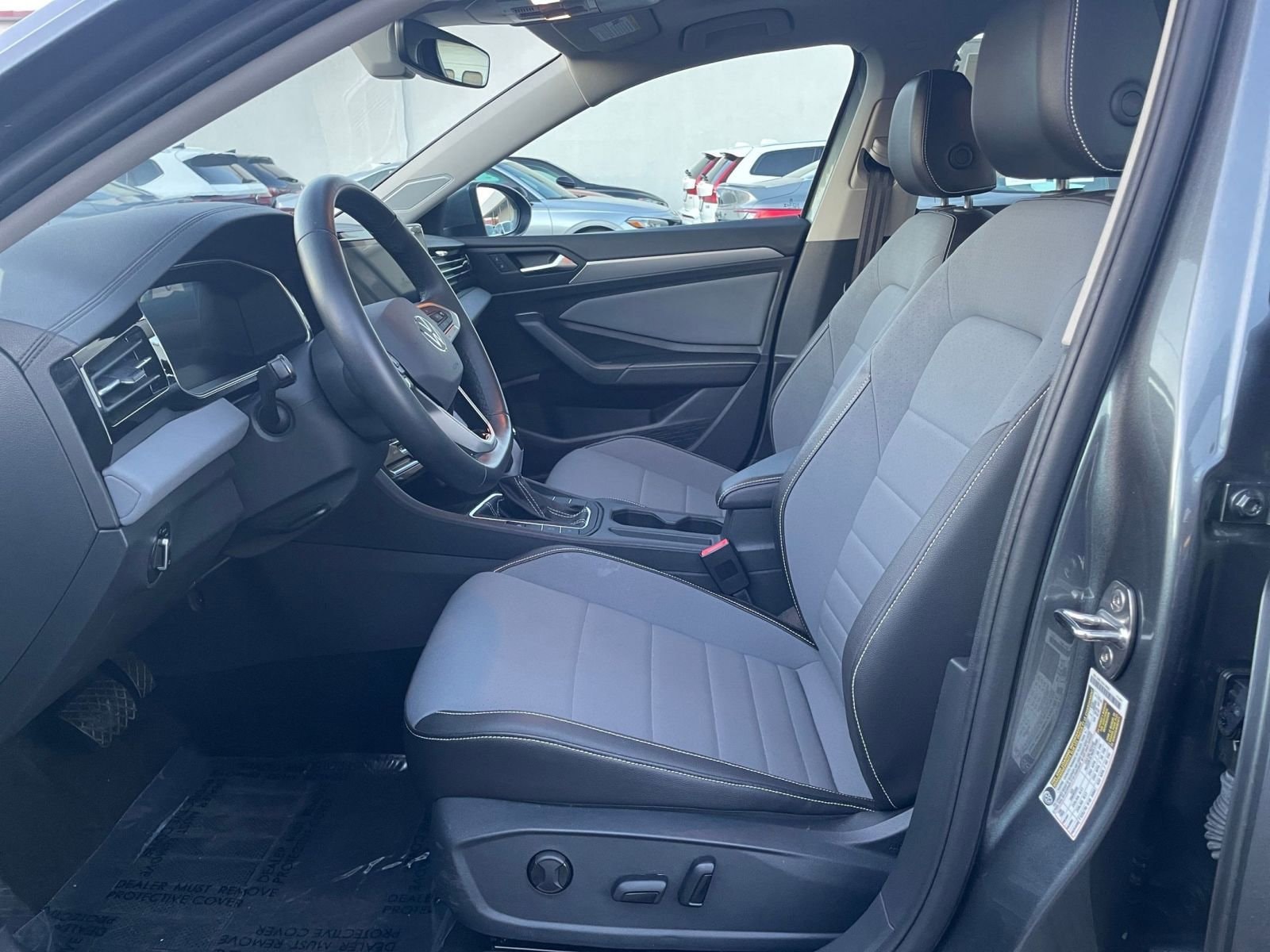 Thumbnail: 2025 Volkswagen Jetta - 23