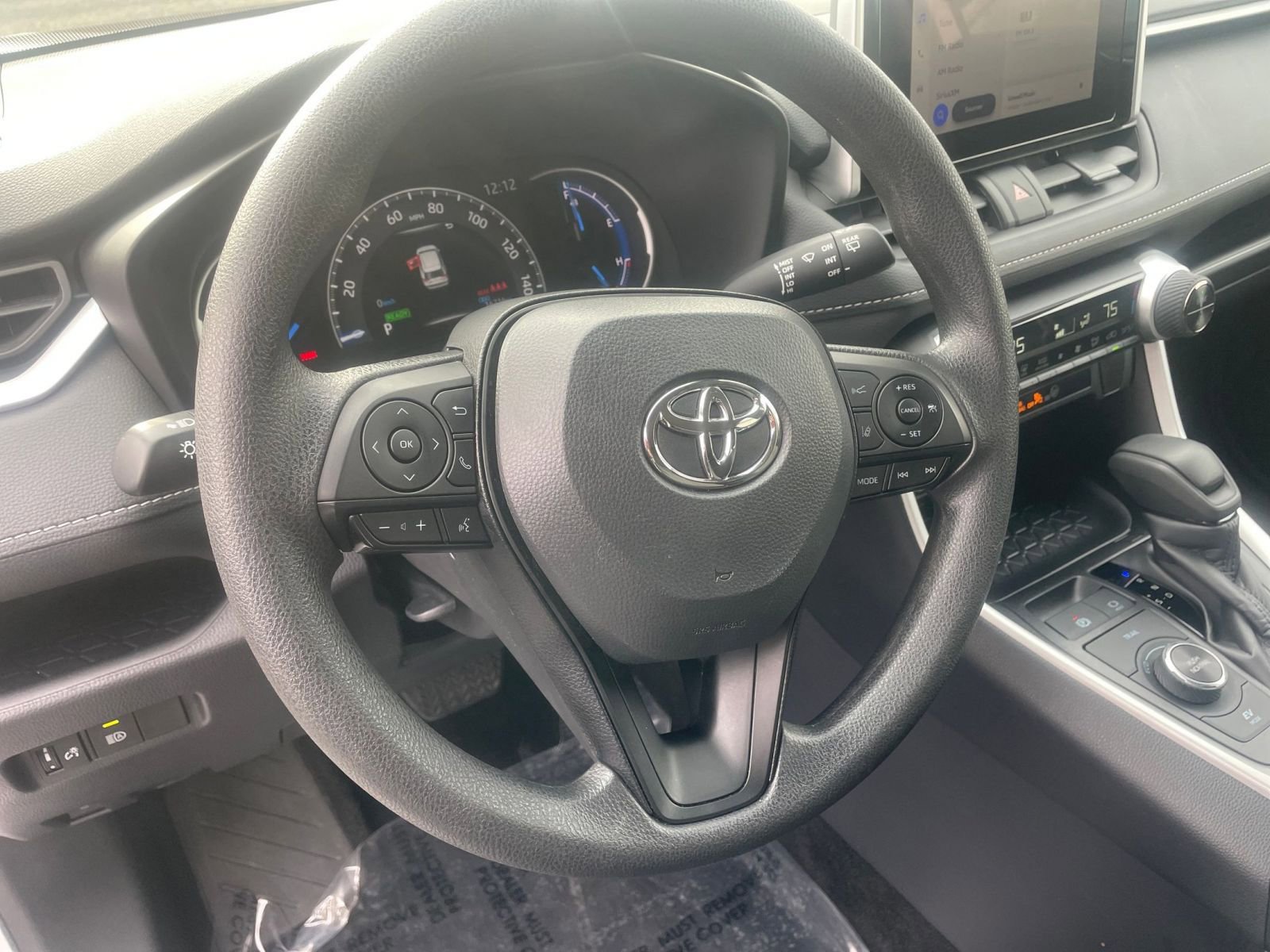 Thumbnail: 2025 Toyota RAV4 - 27