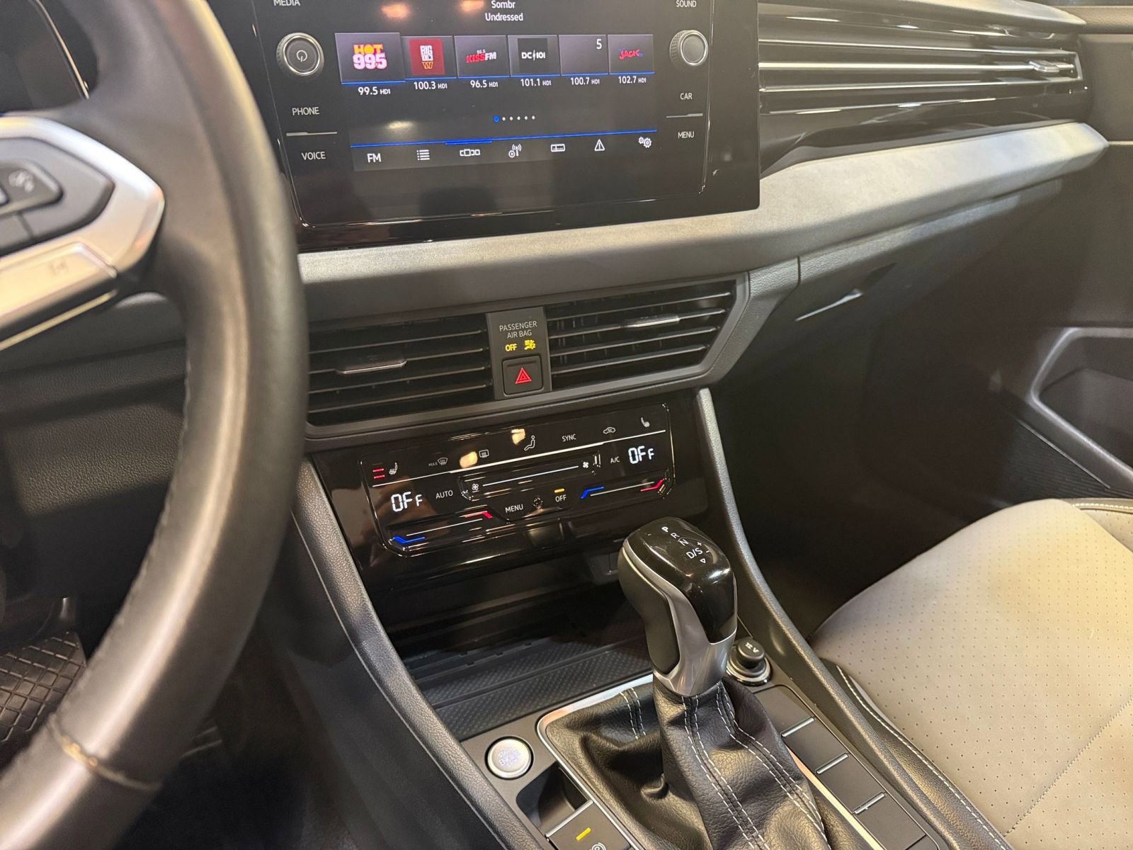 Thumbnail: 2025 Volkswagen Jetta - 18