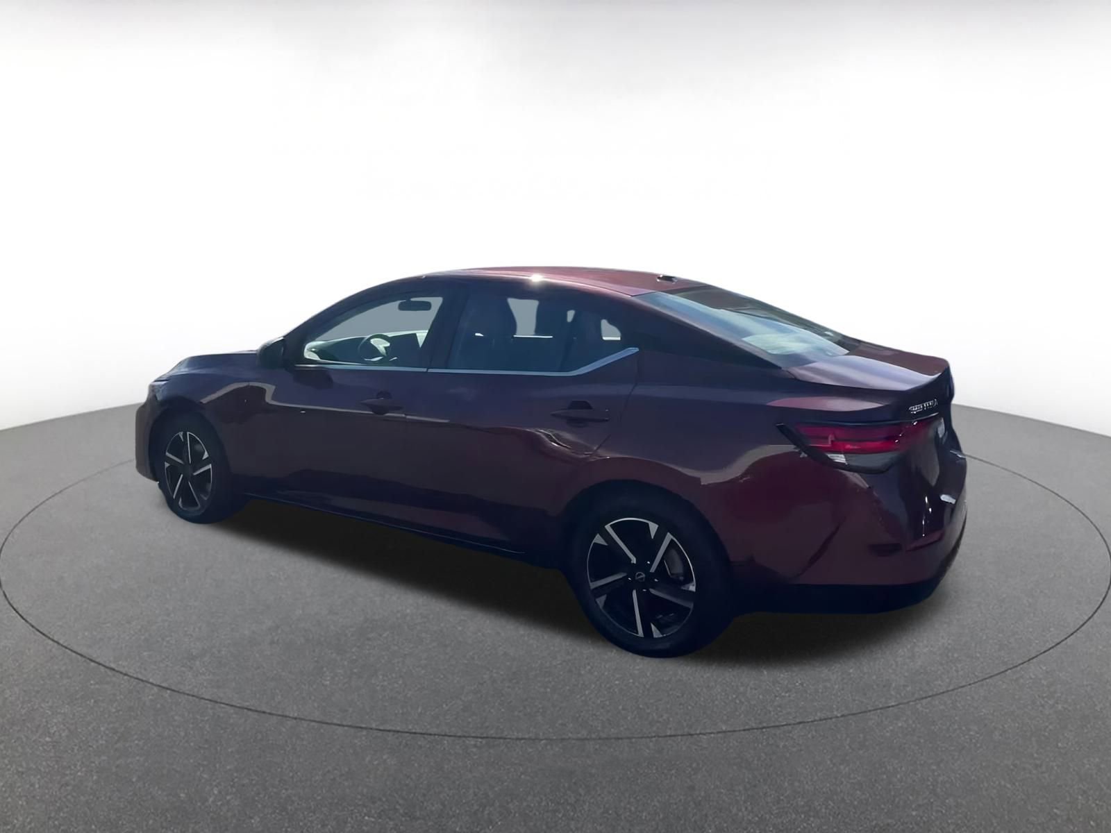 Thumbnail: 2024 Nissan Sentra - 10