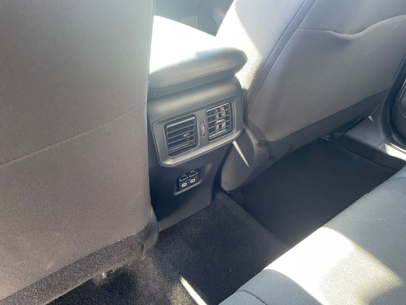 Thumbnail: 2025 Toyota RAV4 - 24