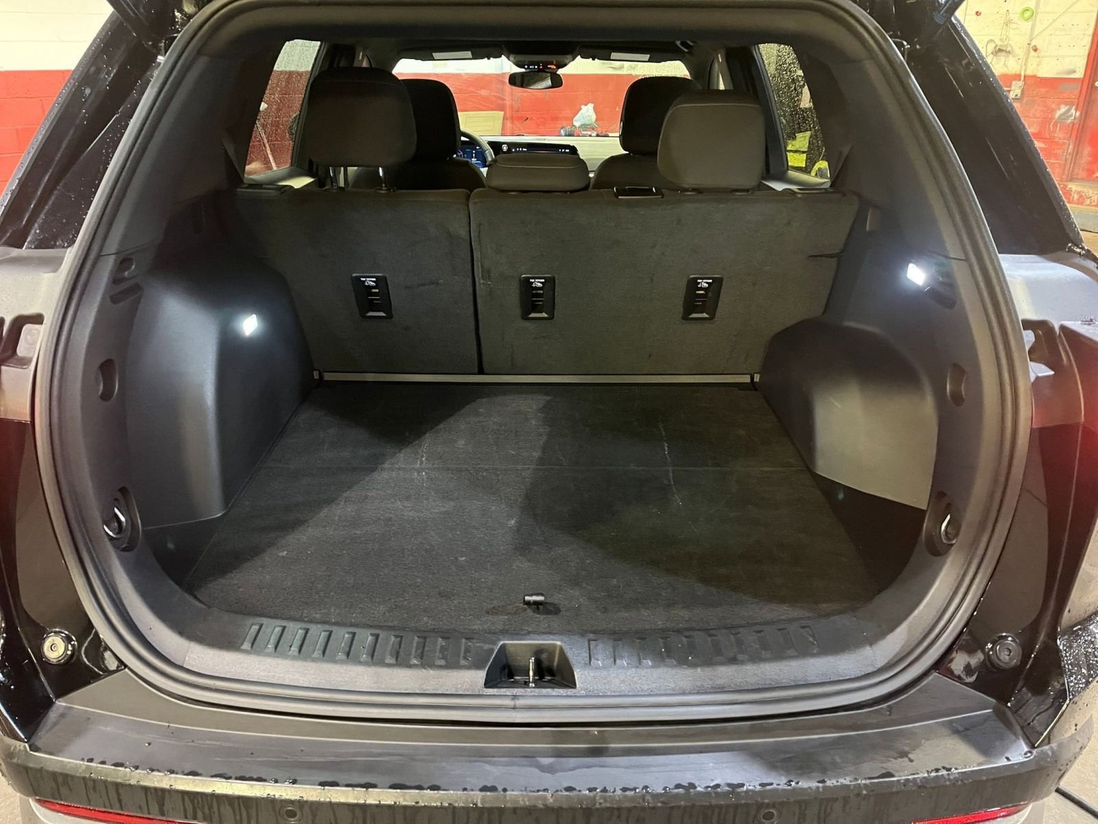 Thumbnail: 2025 Chevrolet Equinox - 29