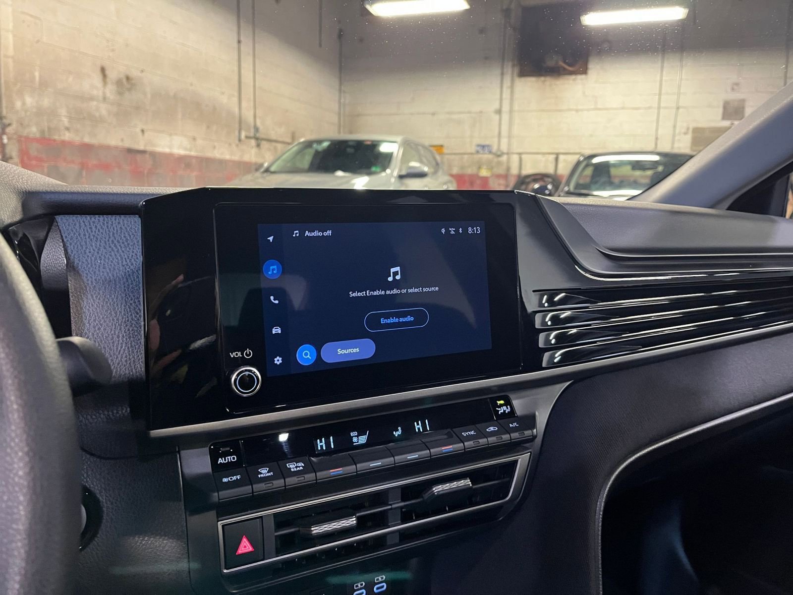 Thumbnail: 2025 Toyota Camry - 21