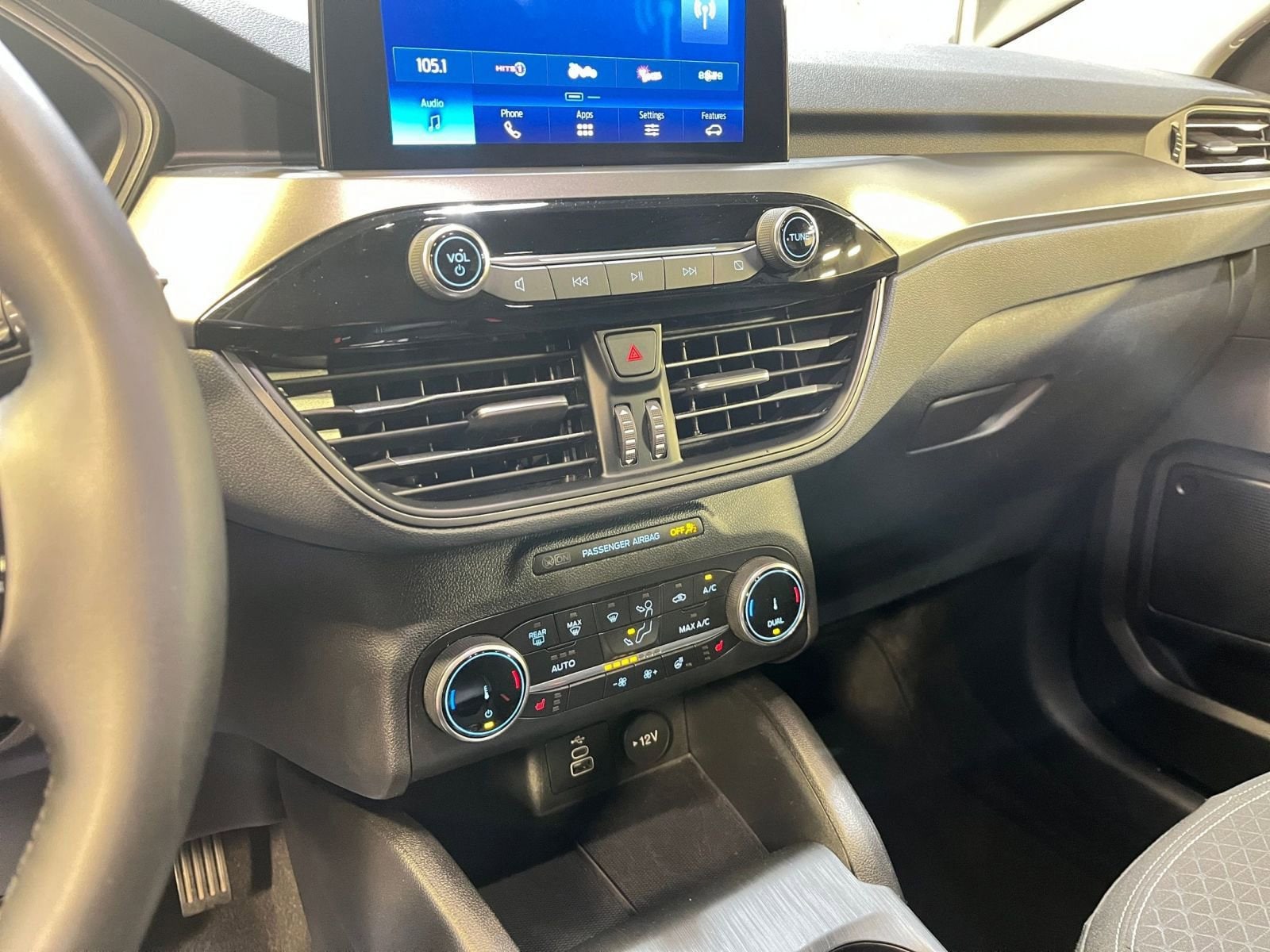 Thumbnail: 2024 Ford Escape - 18