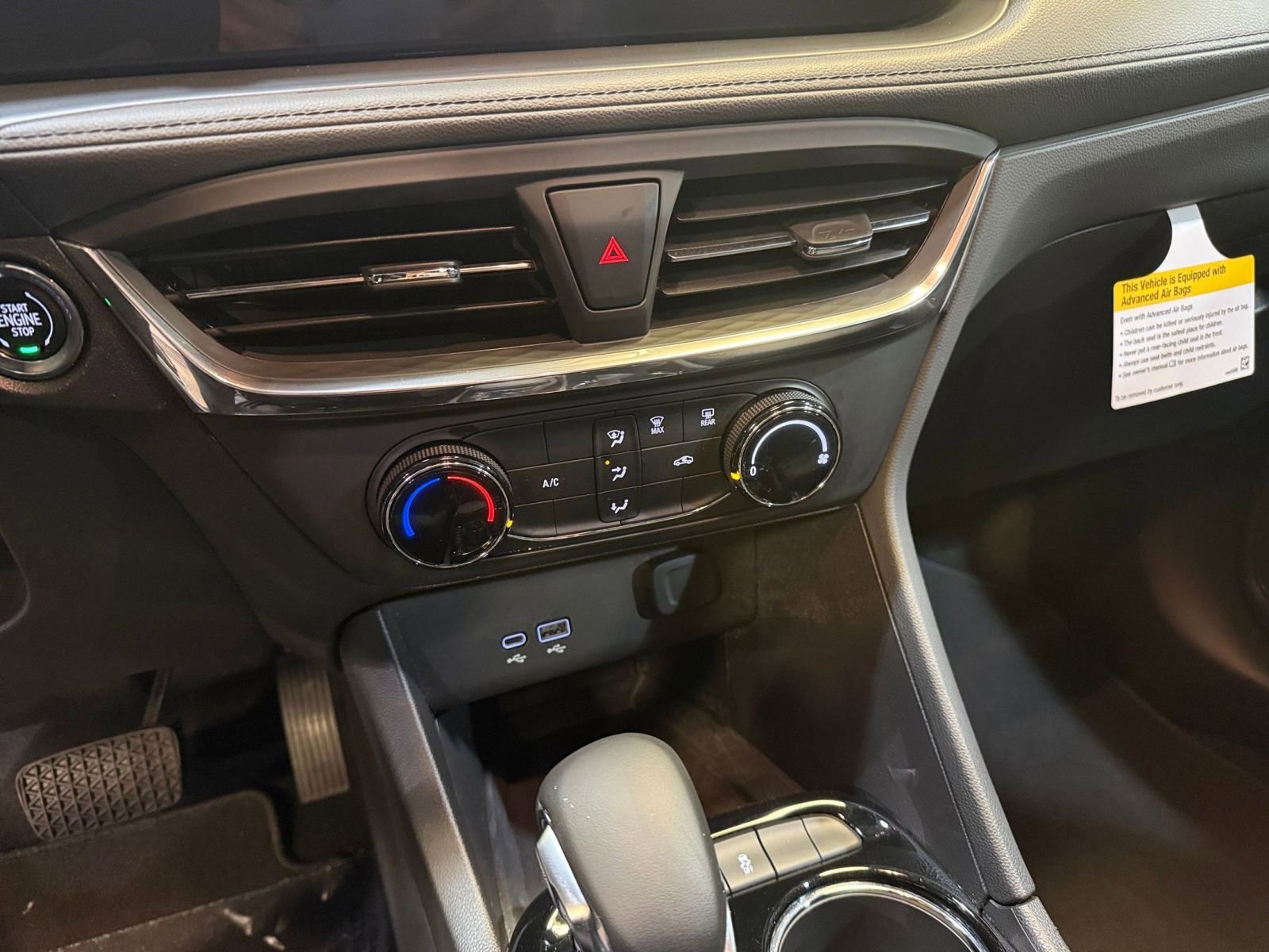 Thumbnail: 2025 Buick Encore GX - 18