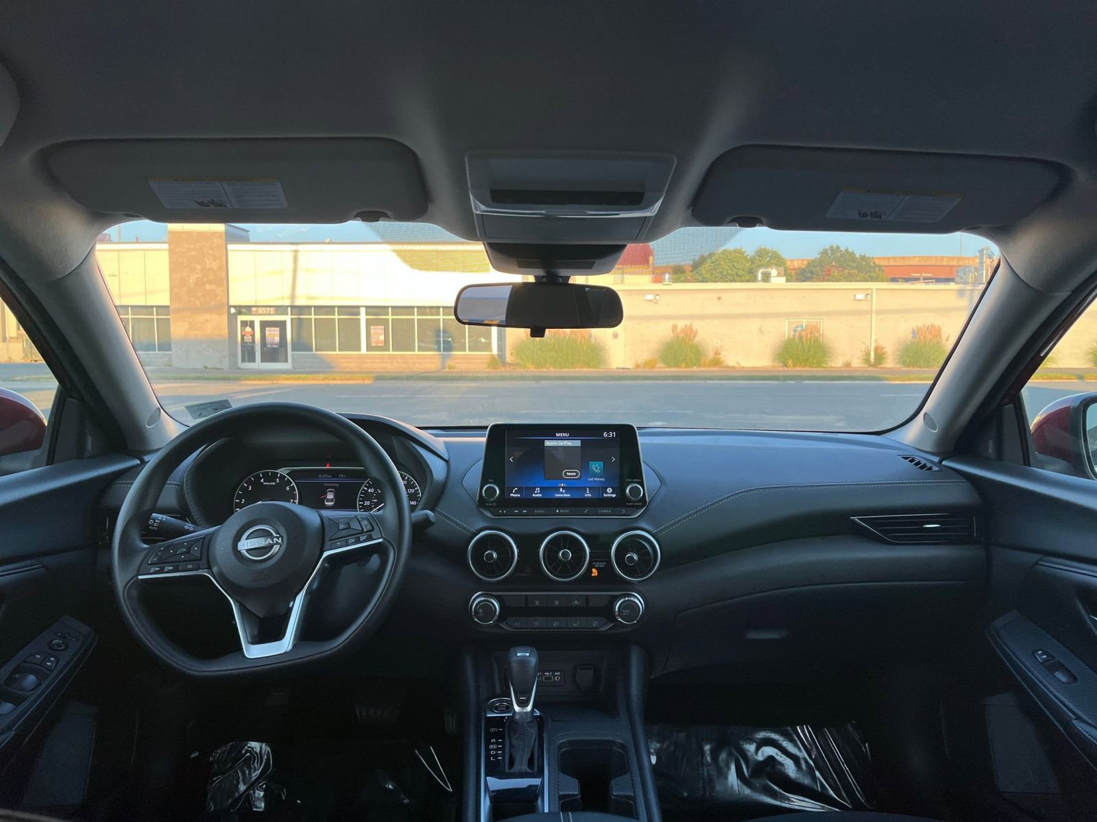 Thumbnail: 2024 Nissan Sentra - 32