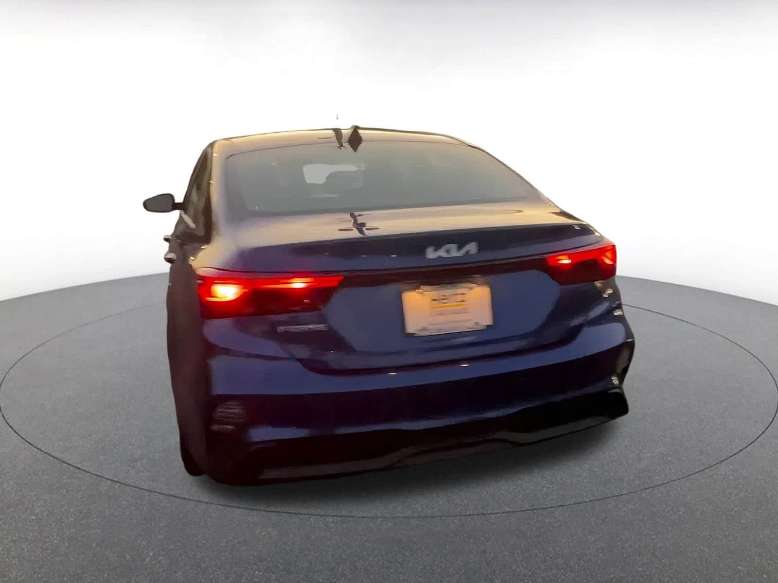 Thumbnail: 2024 Kia Forte - 11