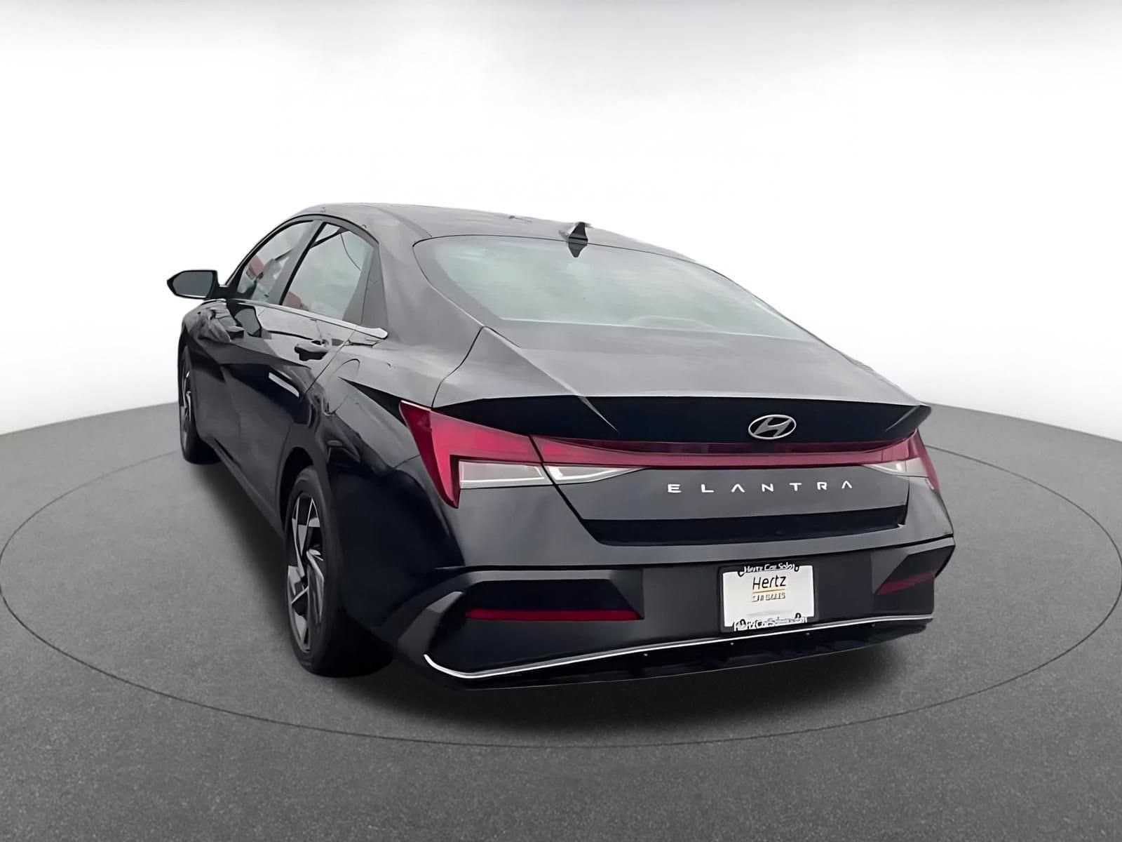 Thumbnail: 2025 Hyundai Elantra - 11