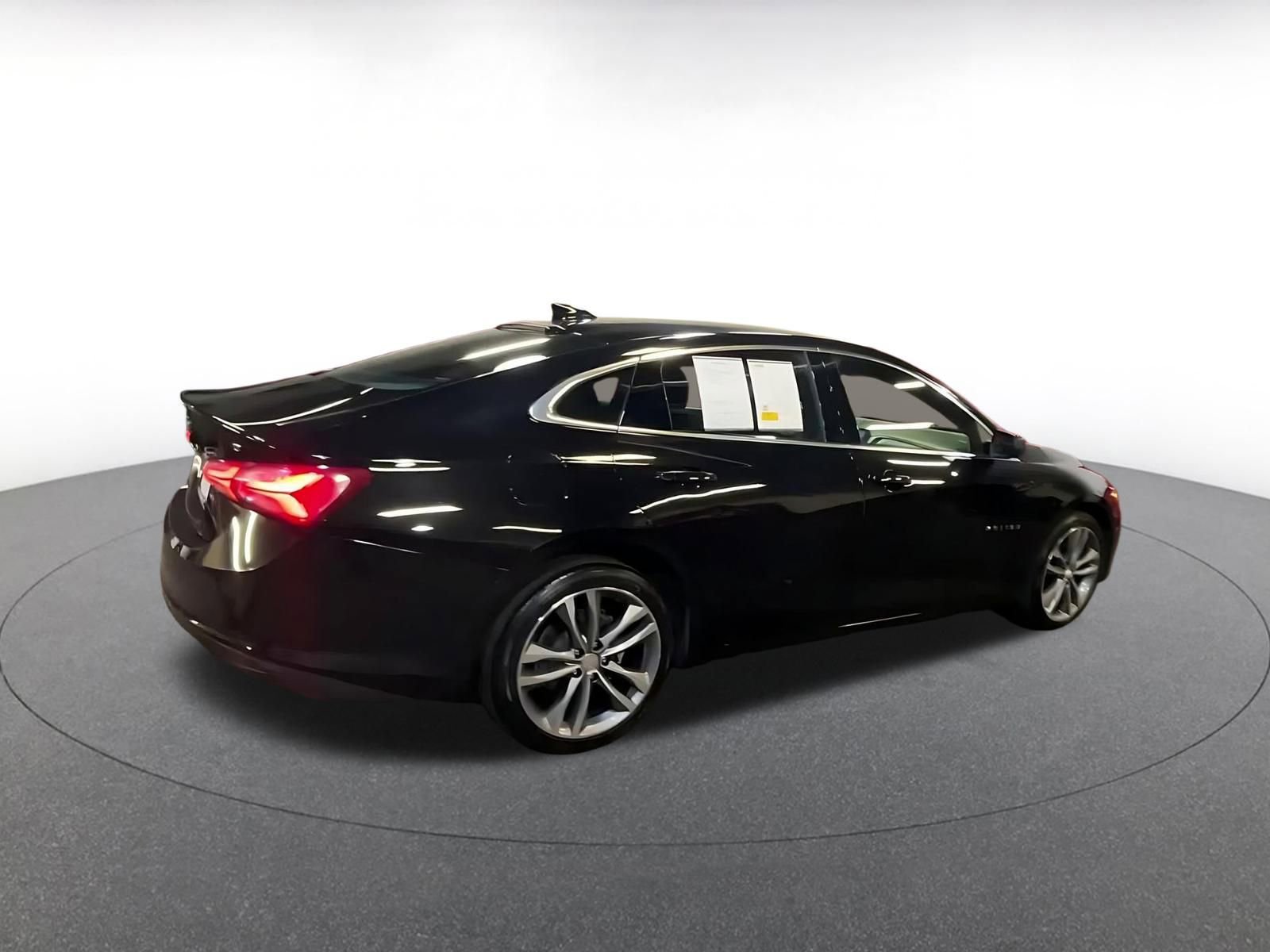 Thumbnail: 2024 Chevrolet Malibu - 15