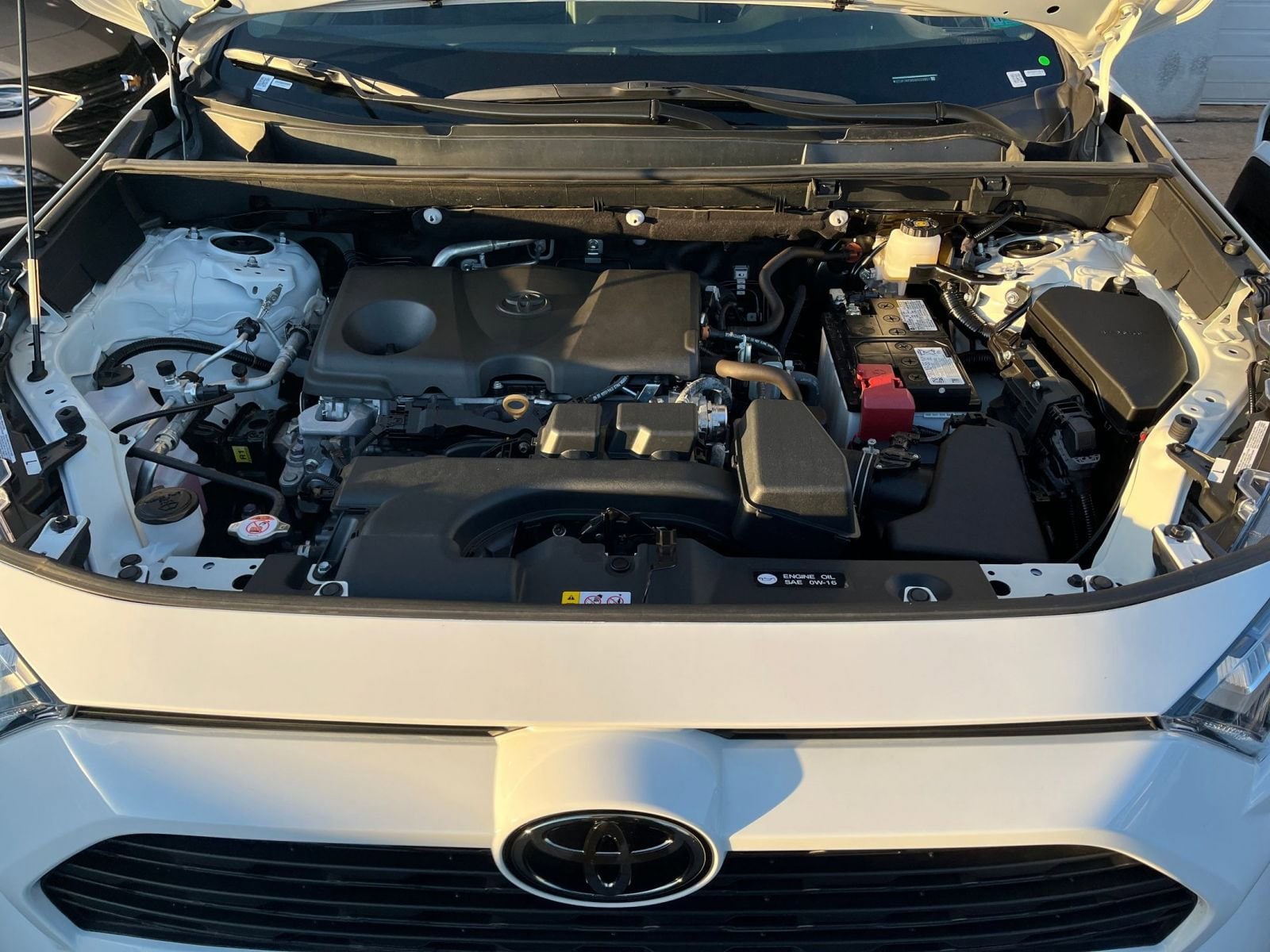 Thumbnail: 2025 Toyota RAV4 - 32