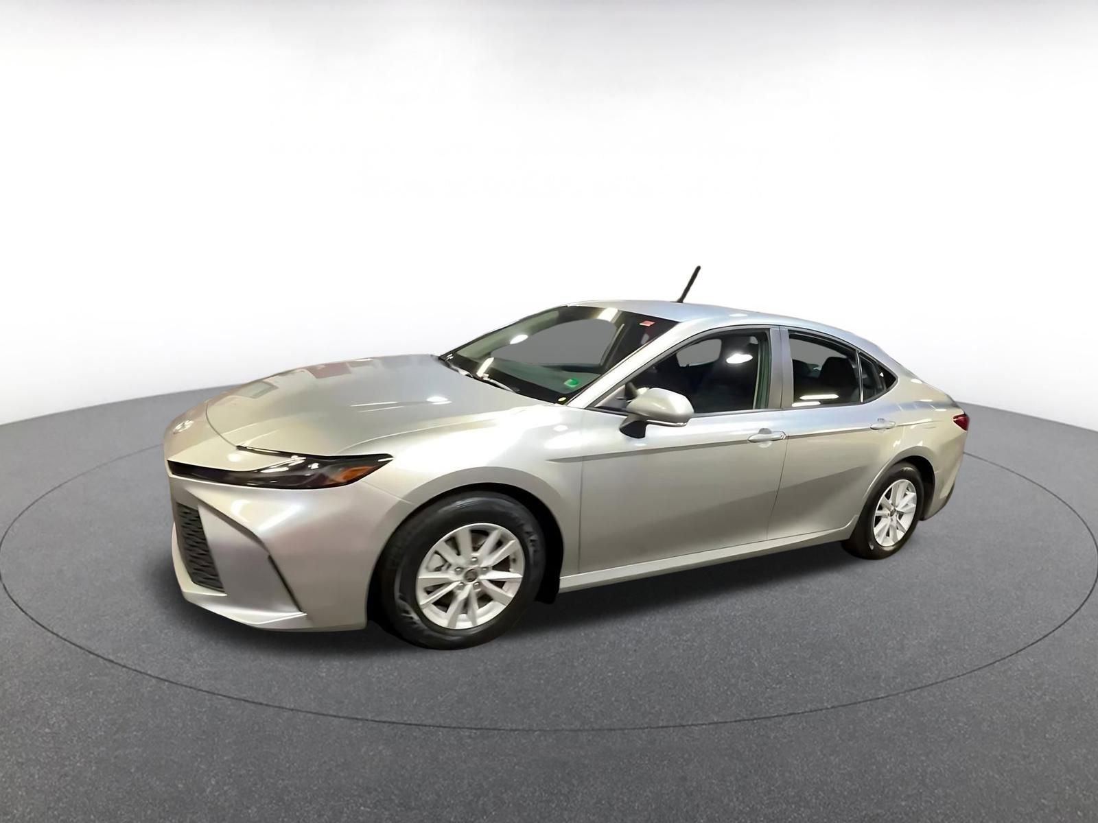 Thumbnail: 2025 Toyota Camry - 8