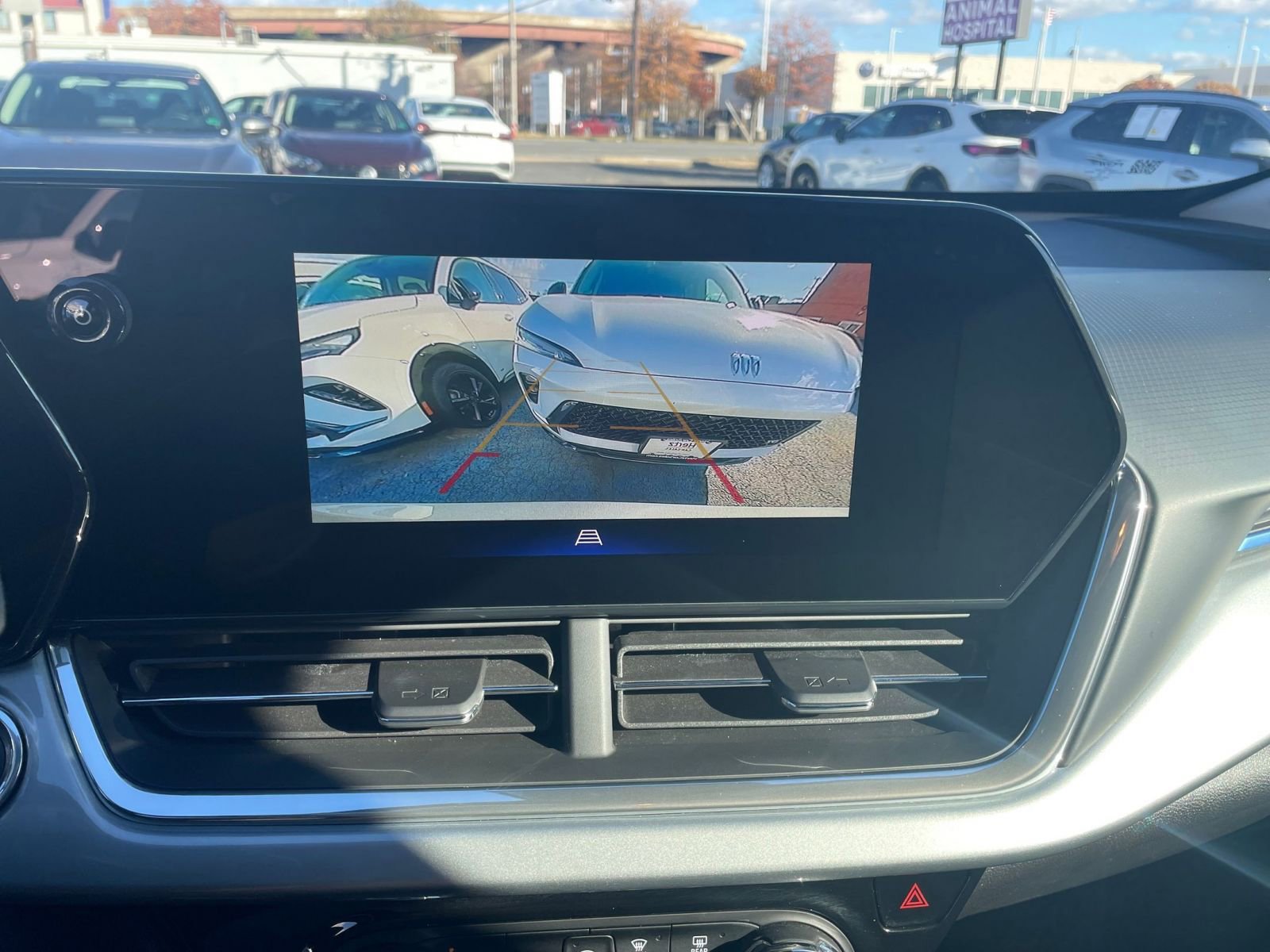 Thumbnail: 2025 Chevrolet Trax - 17