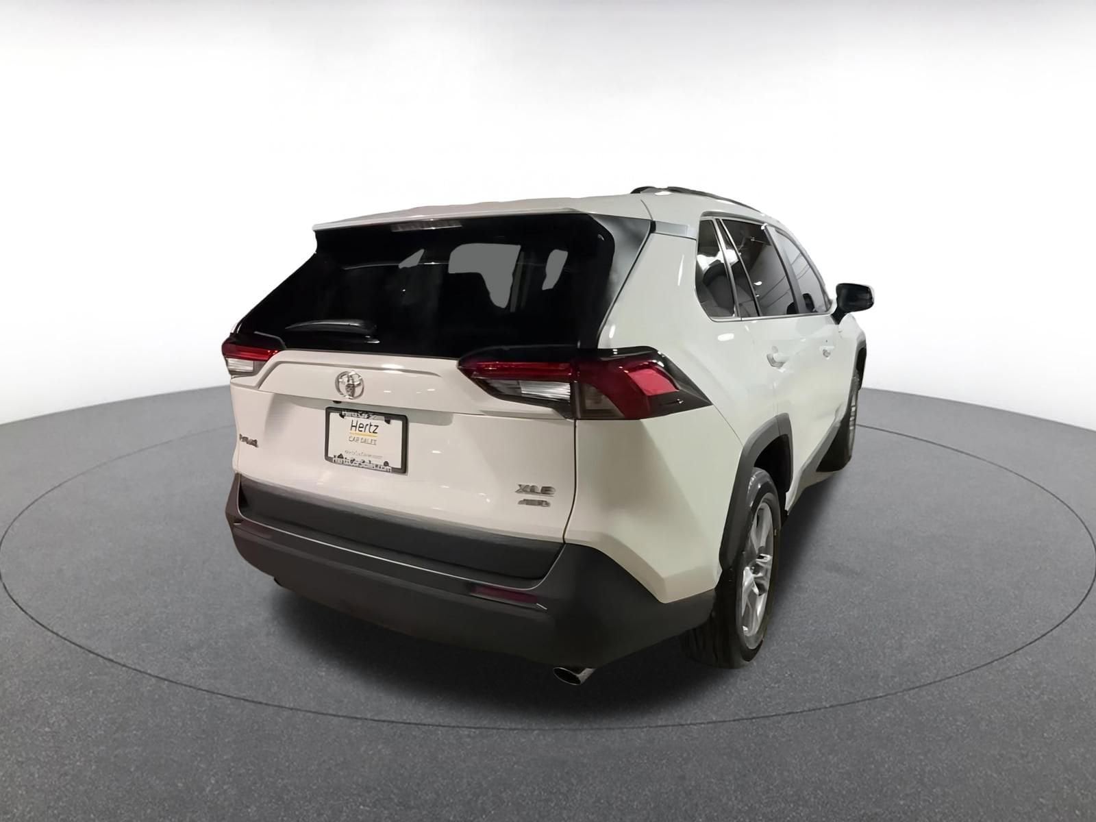 Thumbnail: 2025 Toyota RAV4 - 15