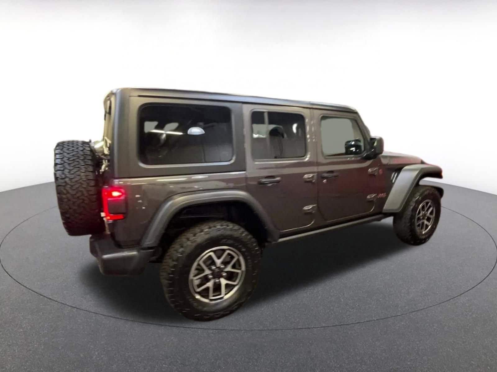 Thumbnail: 2025 Jeep Wrangler - 14