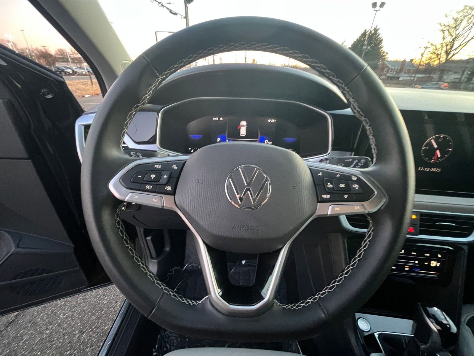 Thumbnail: 2025 Volkswagen Taos - 28