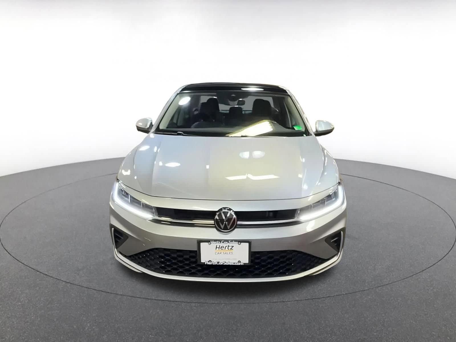 Thumbnail: 2025 Volkswagen Jetta - 3