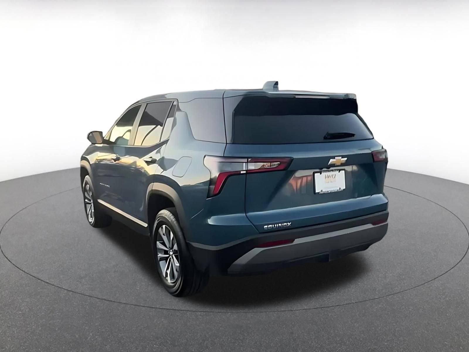 Thumbnail: 2025 Chevrolet Equinox - 10