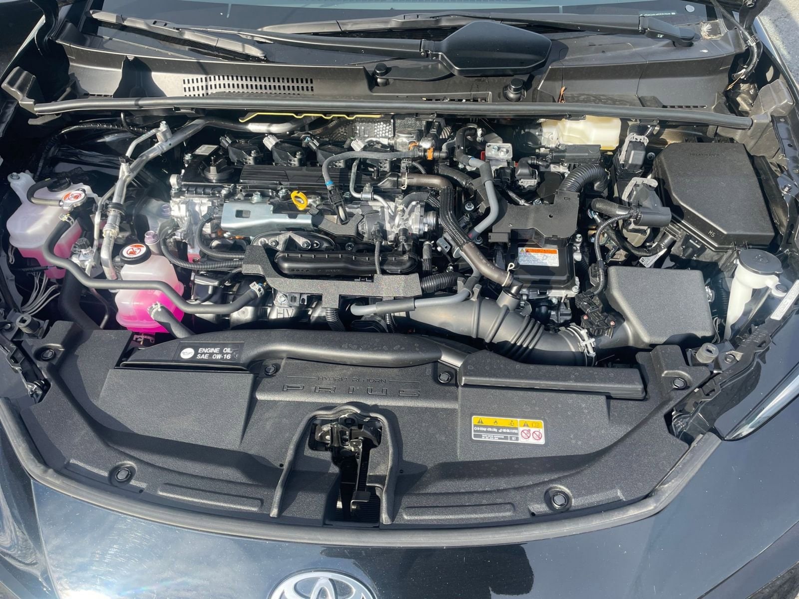 Thumbnail: 2025 Toyota Prius - 31