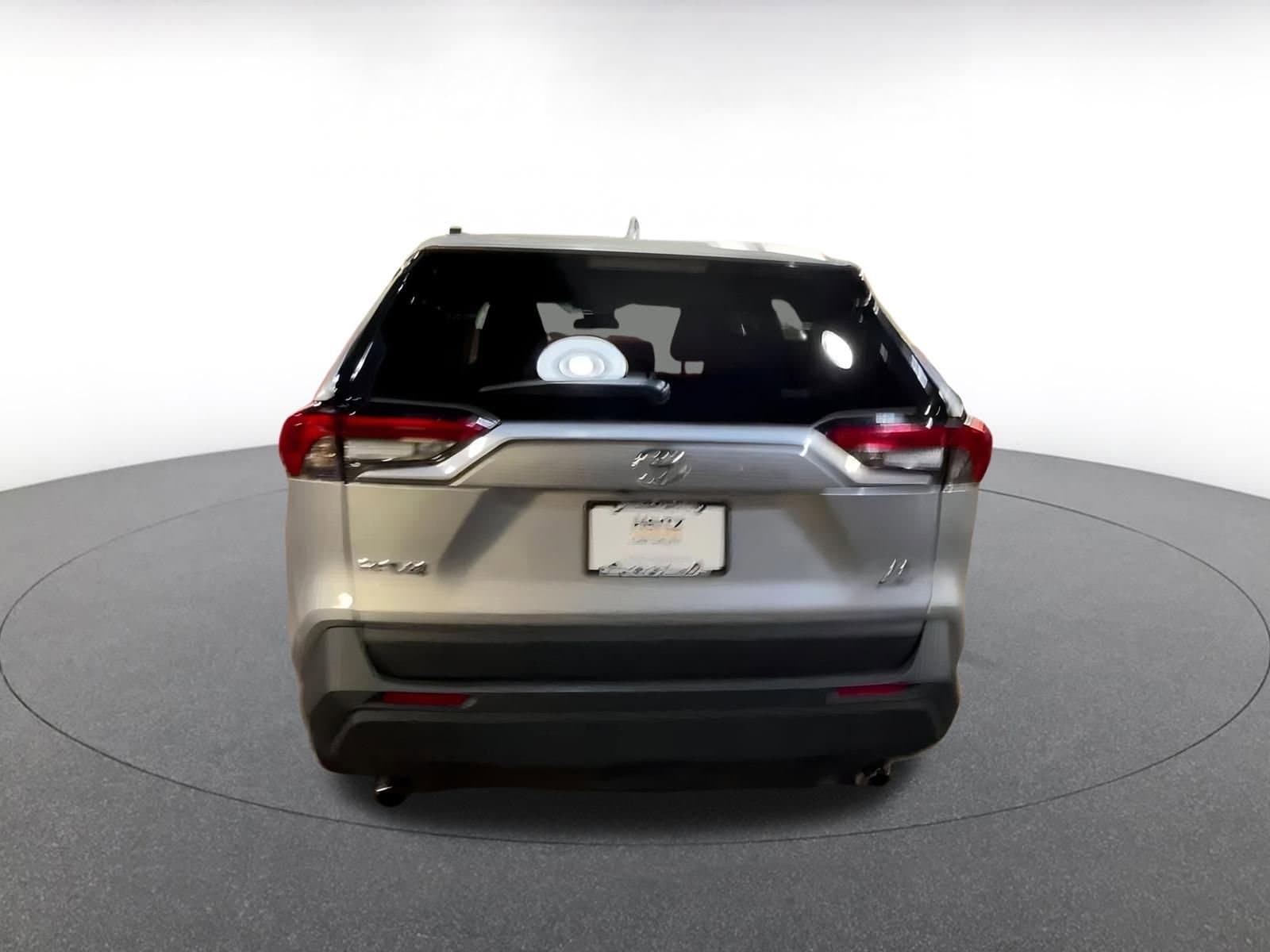 Thumbnail: 2025 Toyota RAV4 - 12