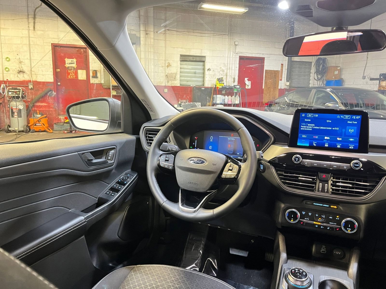 Thumbnail: 2024 Ford Escape - 34