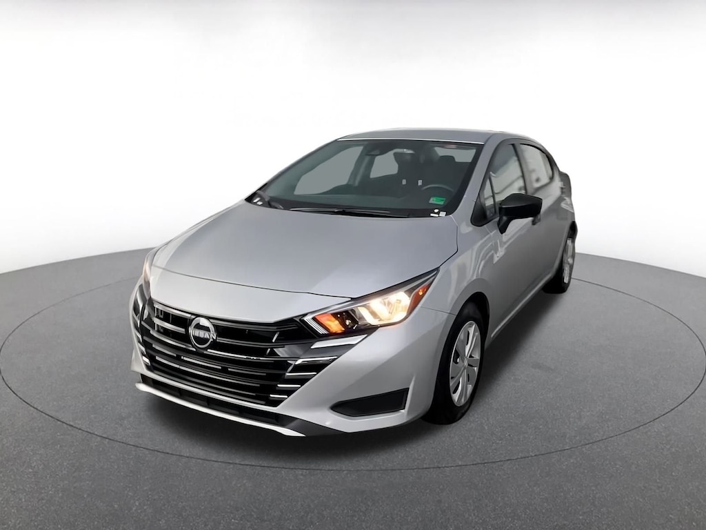 2024 Nissan Versa 1.6 S photo 5