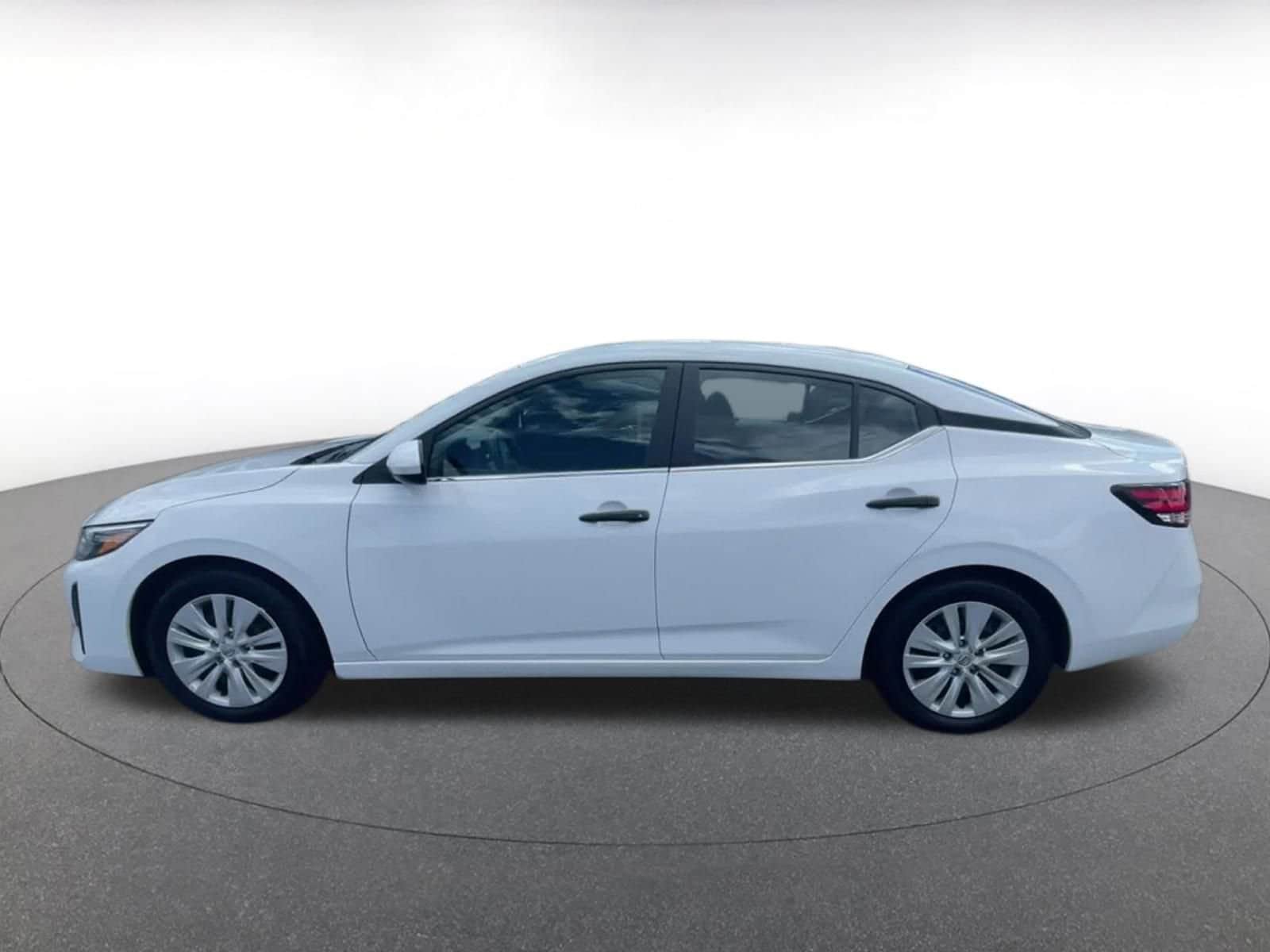 Thumbnail: 2024 Nissan Sentra - 8