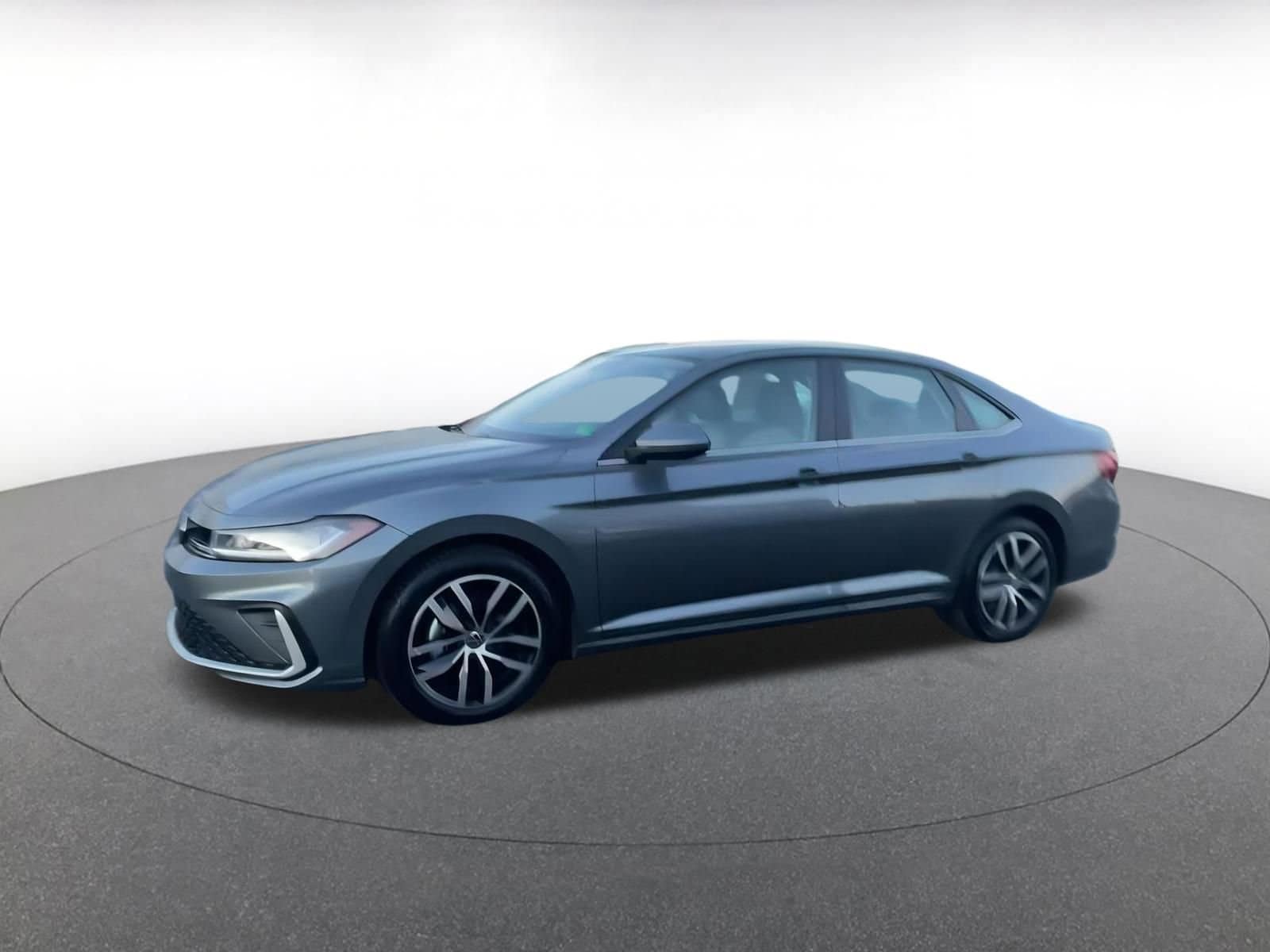 Thumbnail: 2025 Volkswagen Jetta - 9