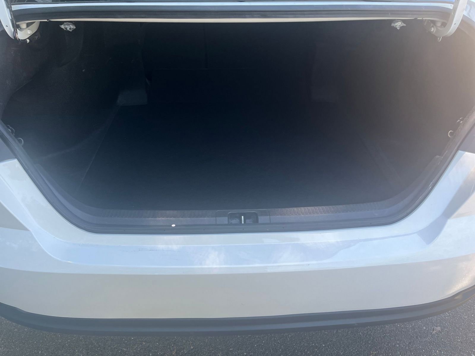 Thumbnail: 2025 Toyota Camry - 30
