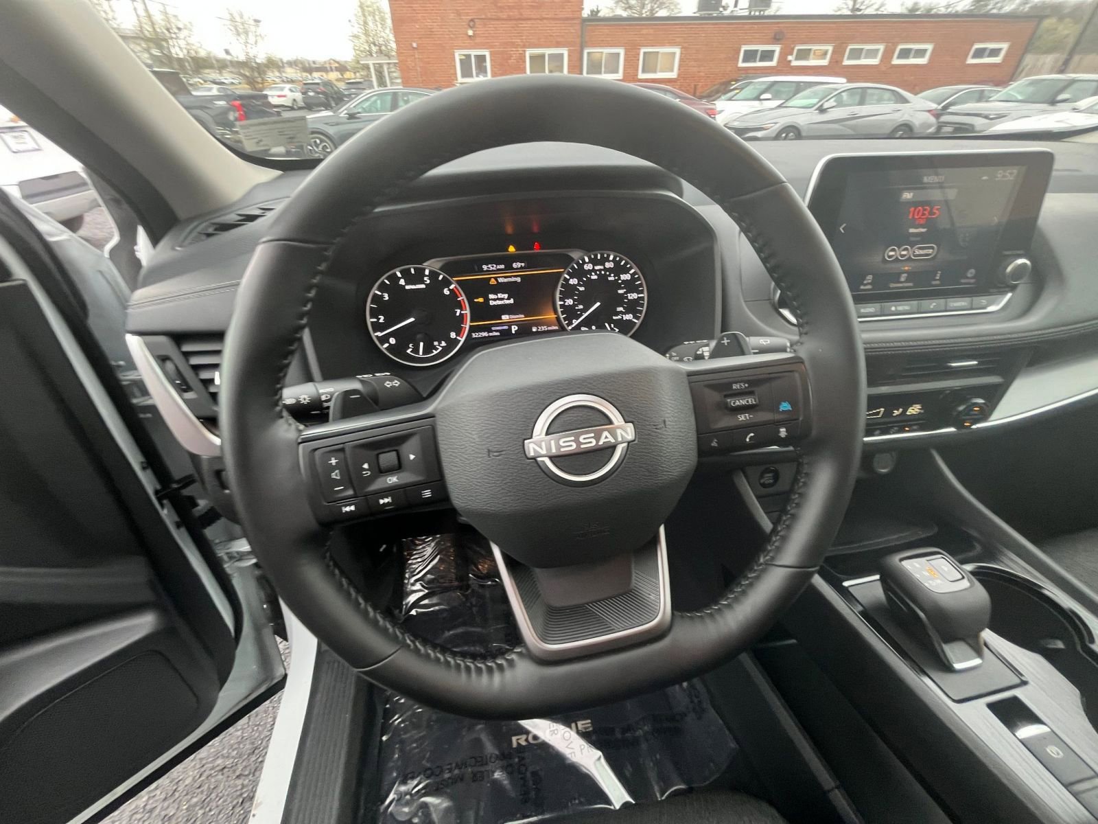 Thumbnail: 2025 Nissan Rogue - 28