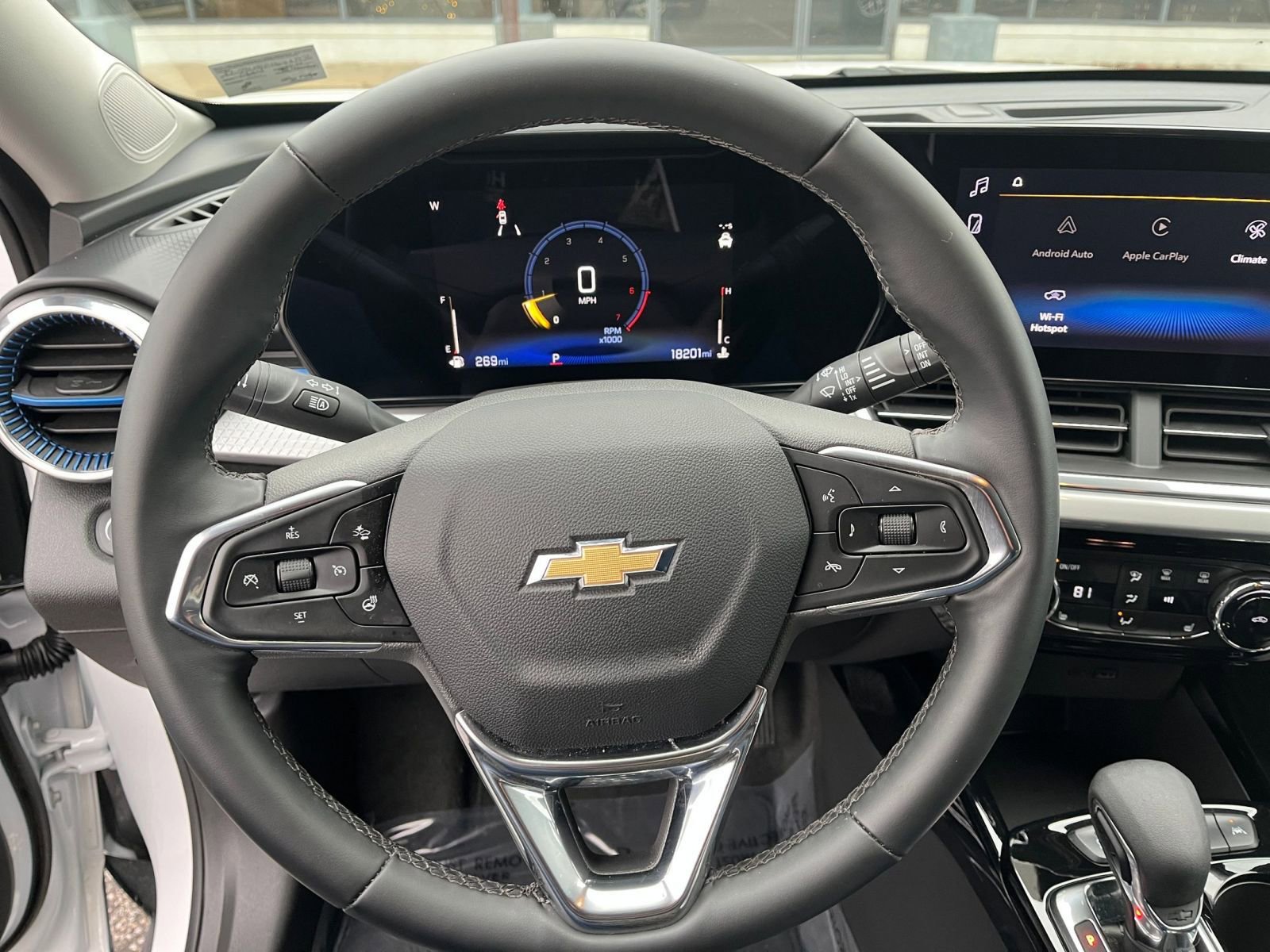 Thumbnail: 2025 Chevrolet Trax - 27