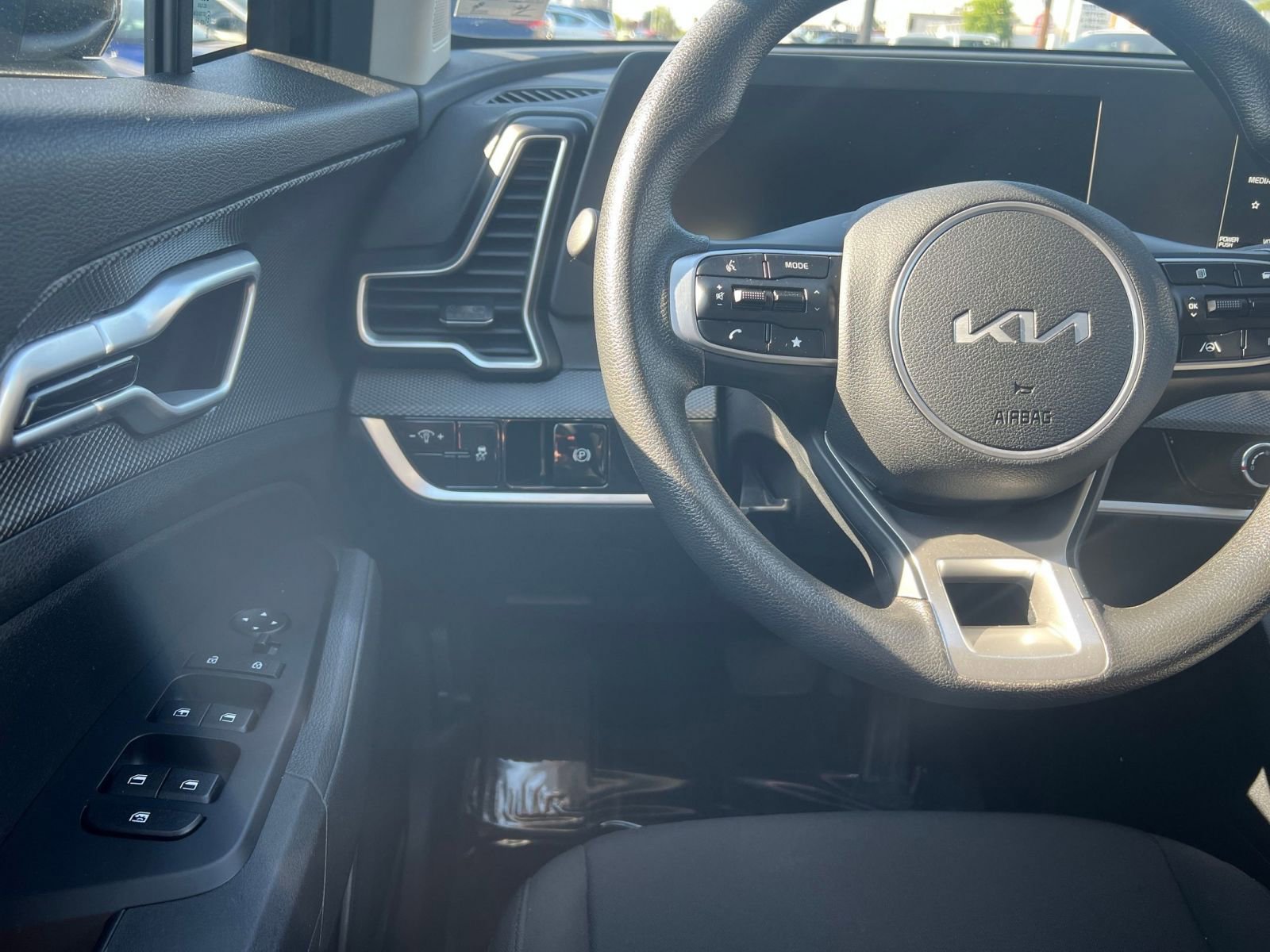 Thumbnail: 2025 Kia Sportage - 33