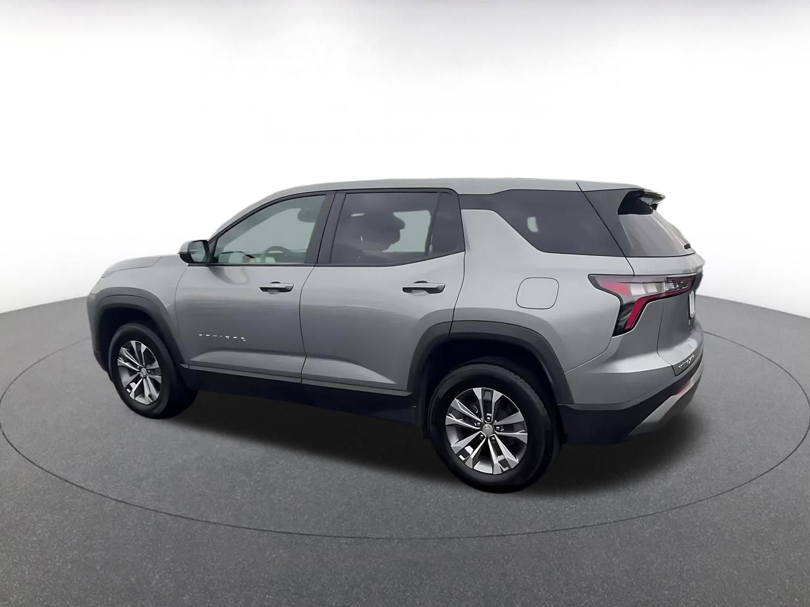 Thumbnail: 2025 Chevrolet Equinox - 10