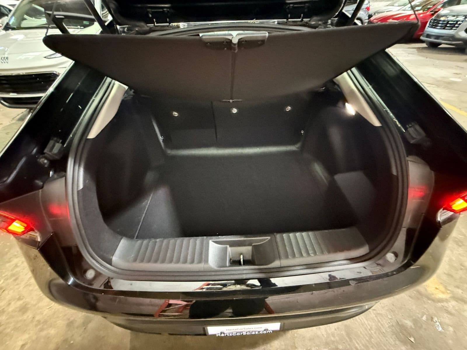 Thumbnail: 2025 Toyota Prius - 30