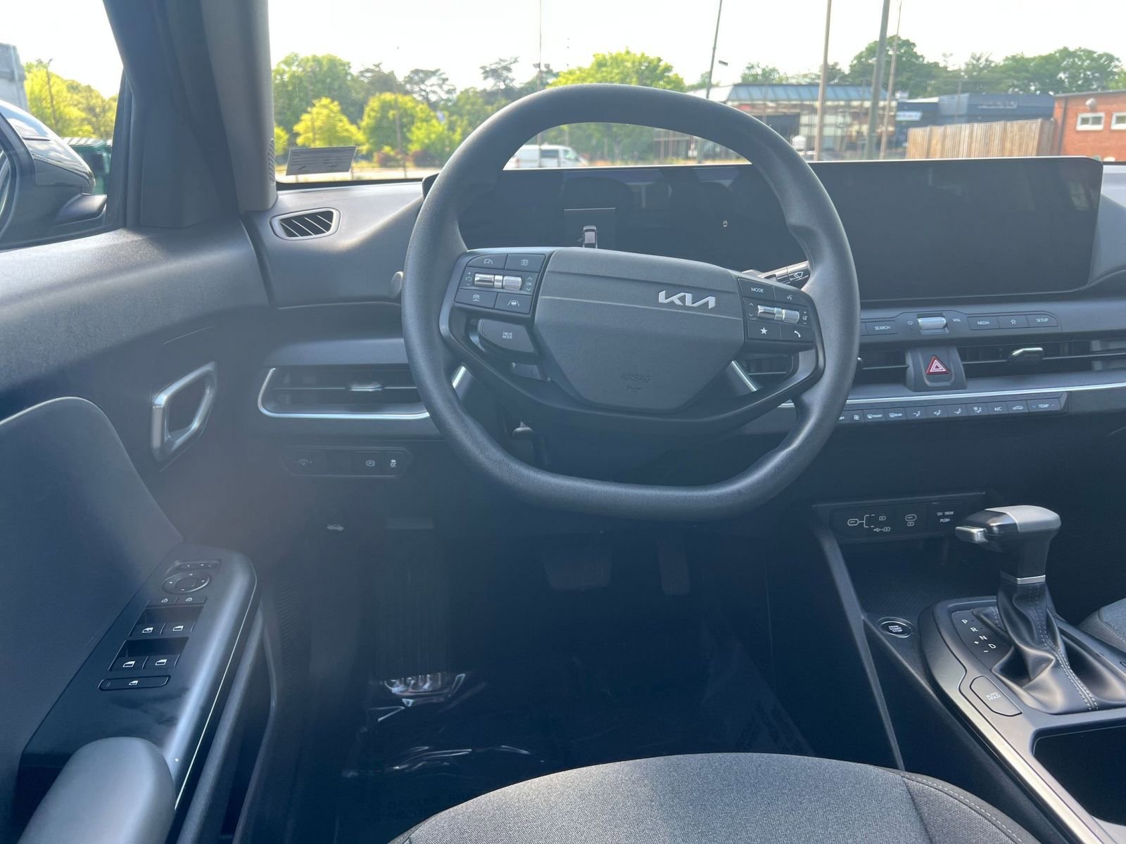 Thumbnail: 2025 Kia K4 - 34