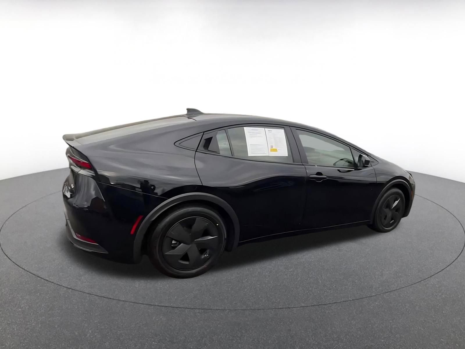 Thumbnail: 2025 Toyota Prius - 14