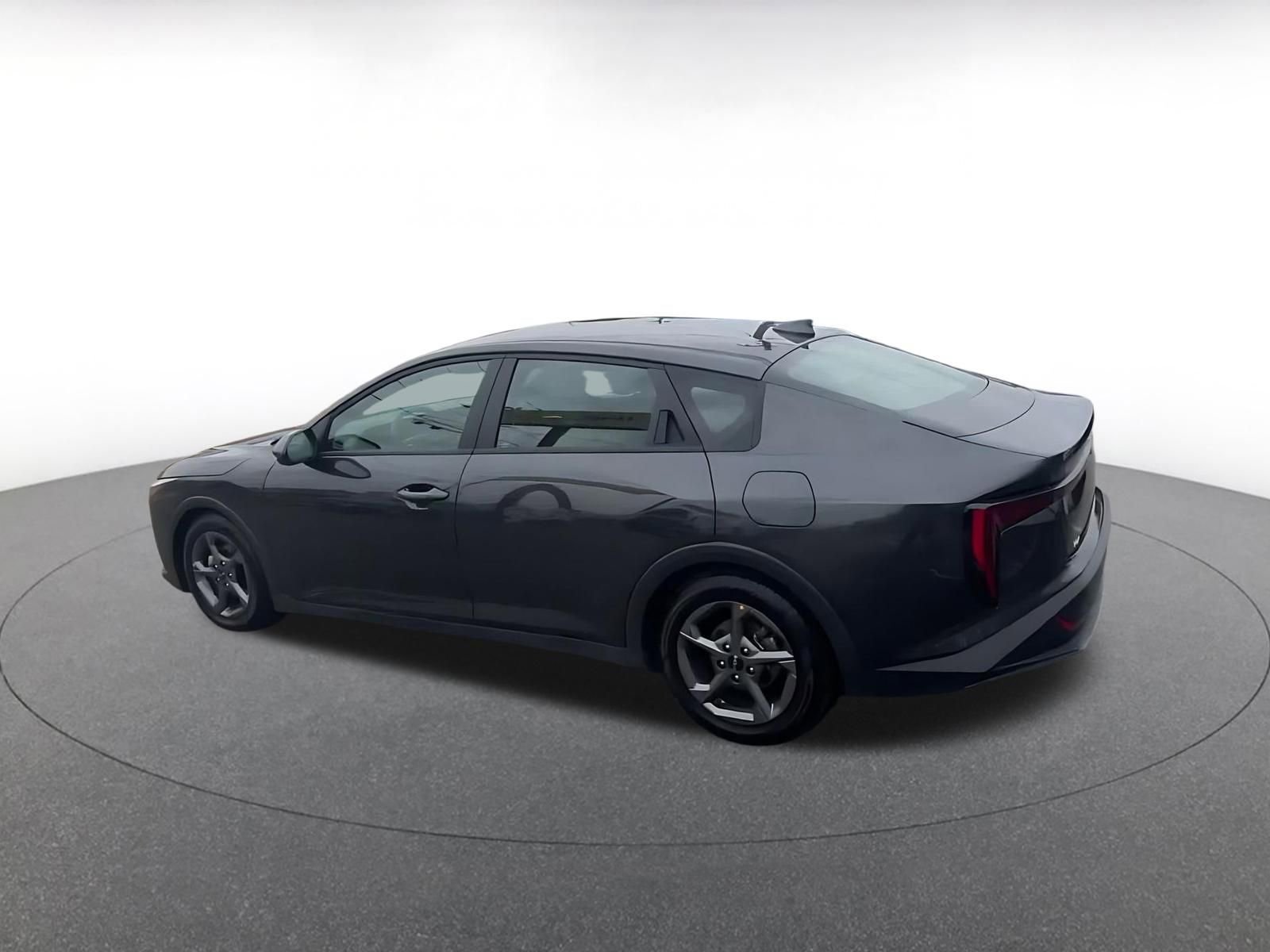 Thumbnail: 2025 Kia K4 - 10