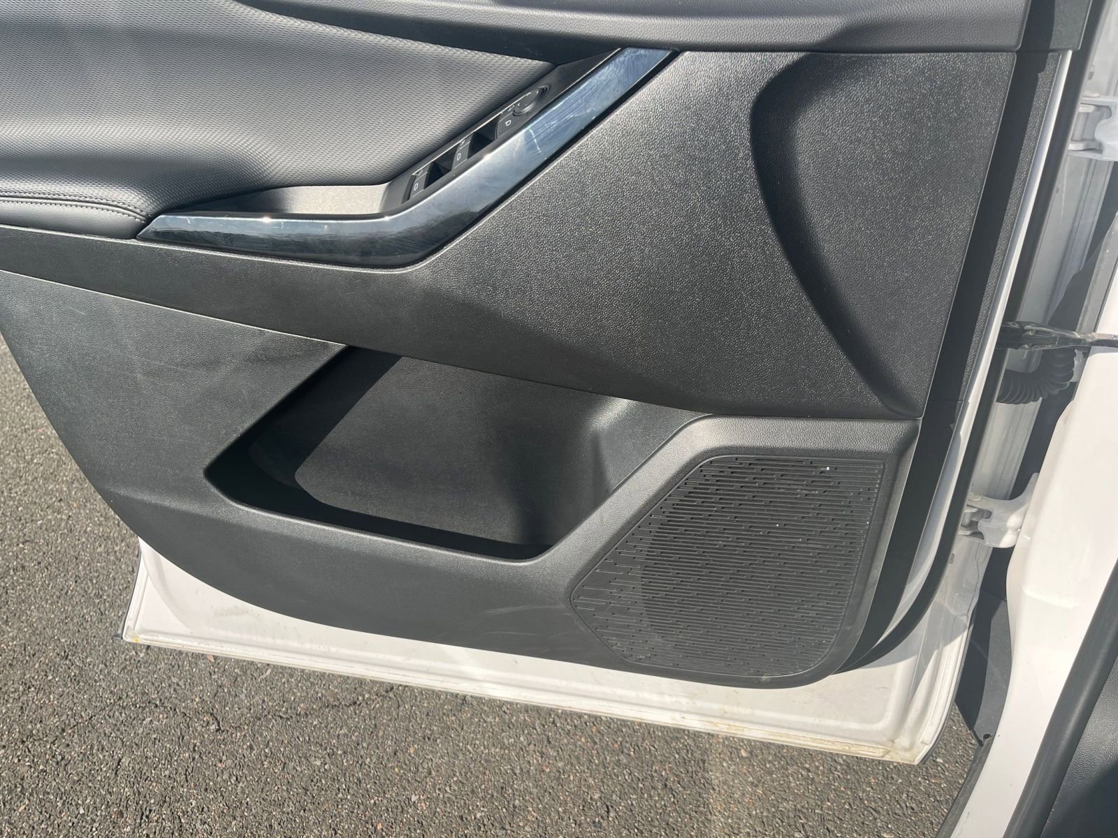 Thumbnail: 2025 Chevrolet Equinox - 18