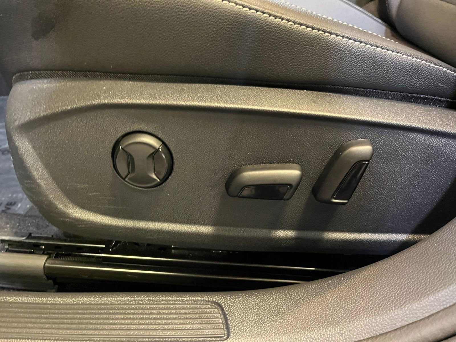 Thumbnail: 2025 Volkswagen Jetta - 23