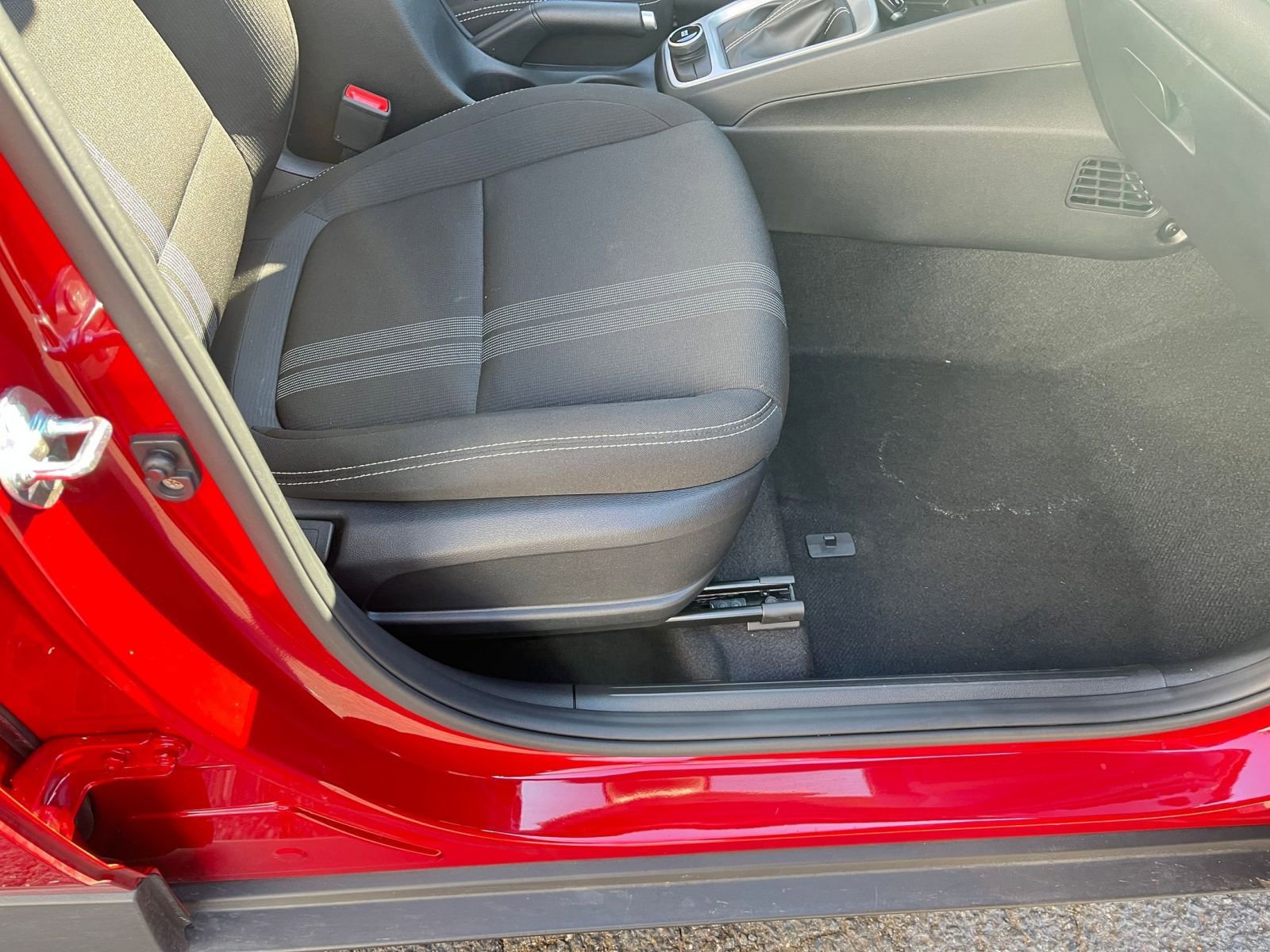 Thumbnail: 2025 Hyundai Venue - 25