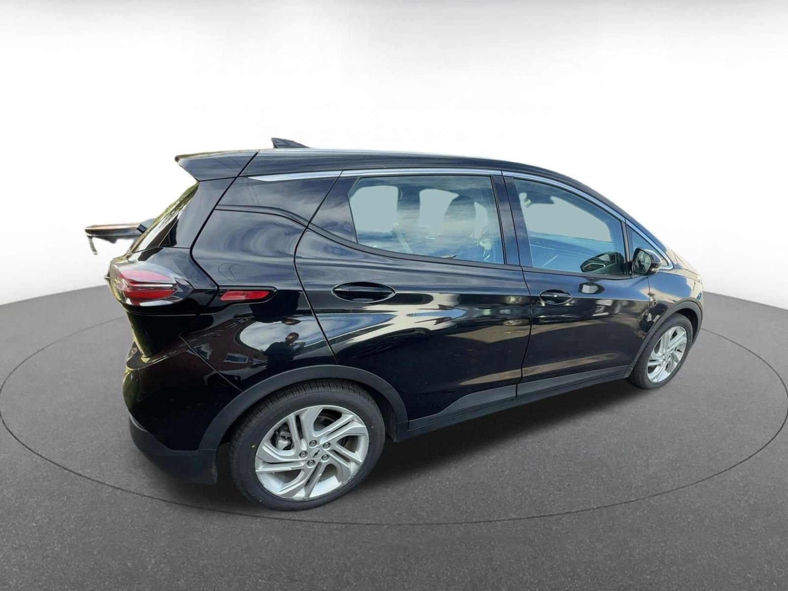 Thumbnail: 2023 Chevrolet Bolt EV - 8