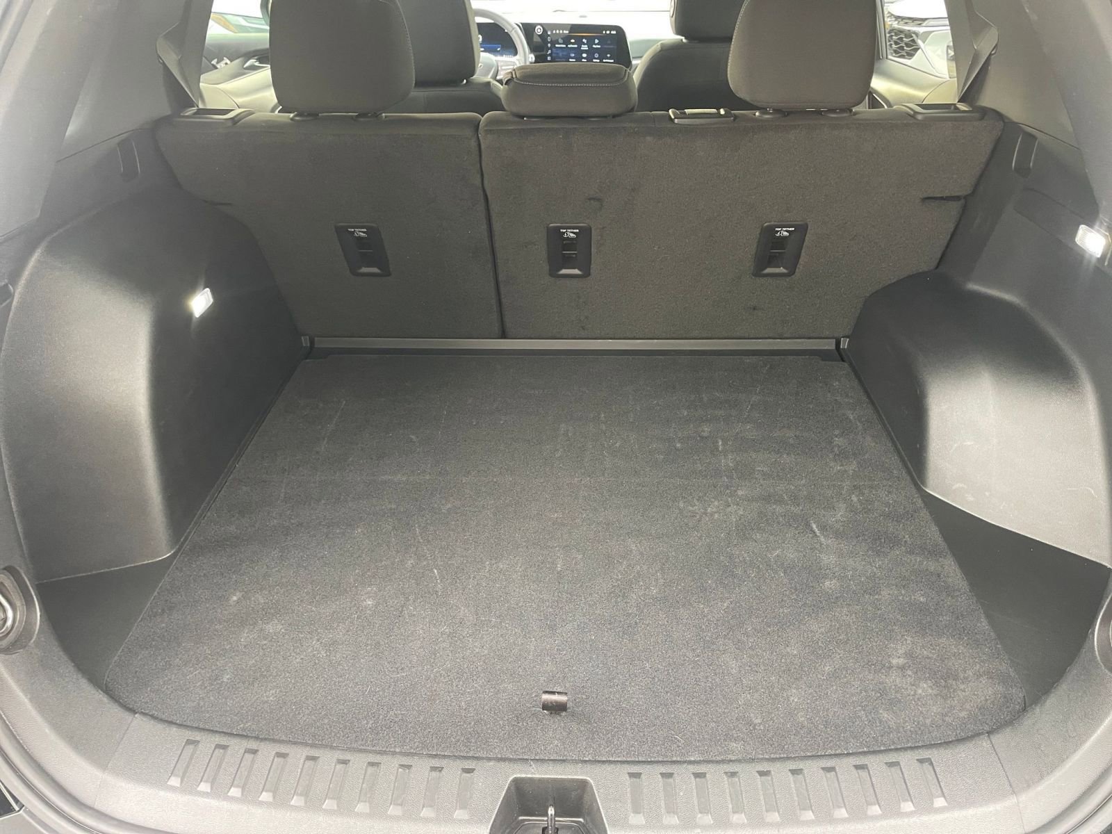 Thumbnail: 2025 Chevrolet Equinox - 30