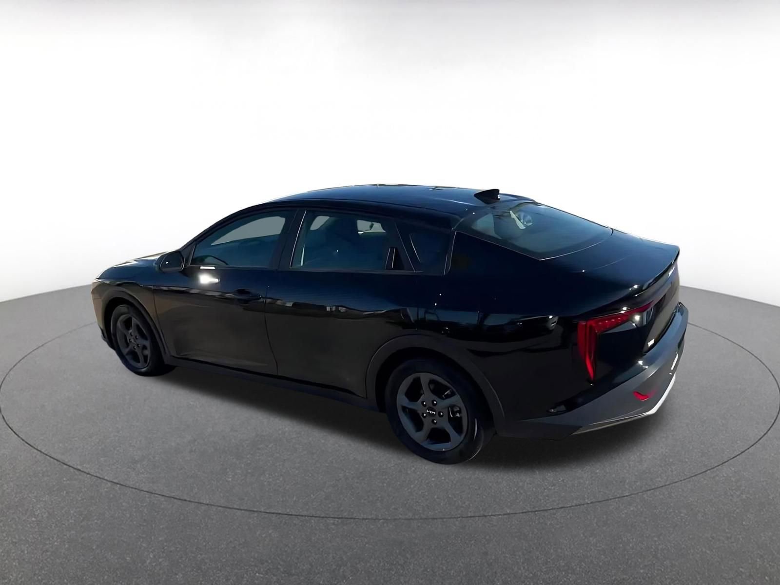 Thumbnail: 2025 Kia K4 - 10