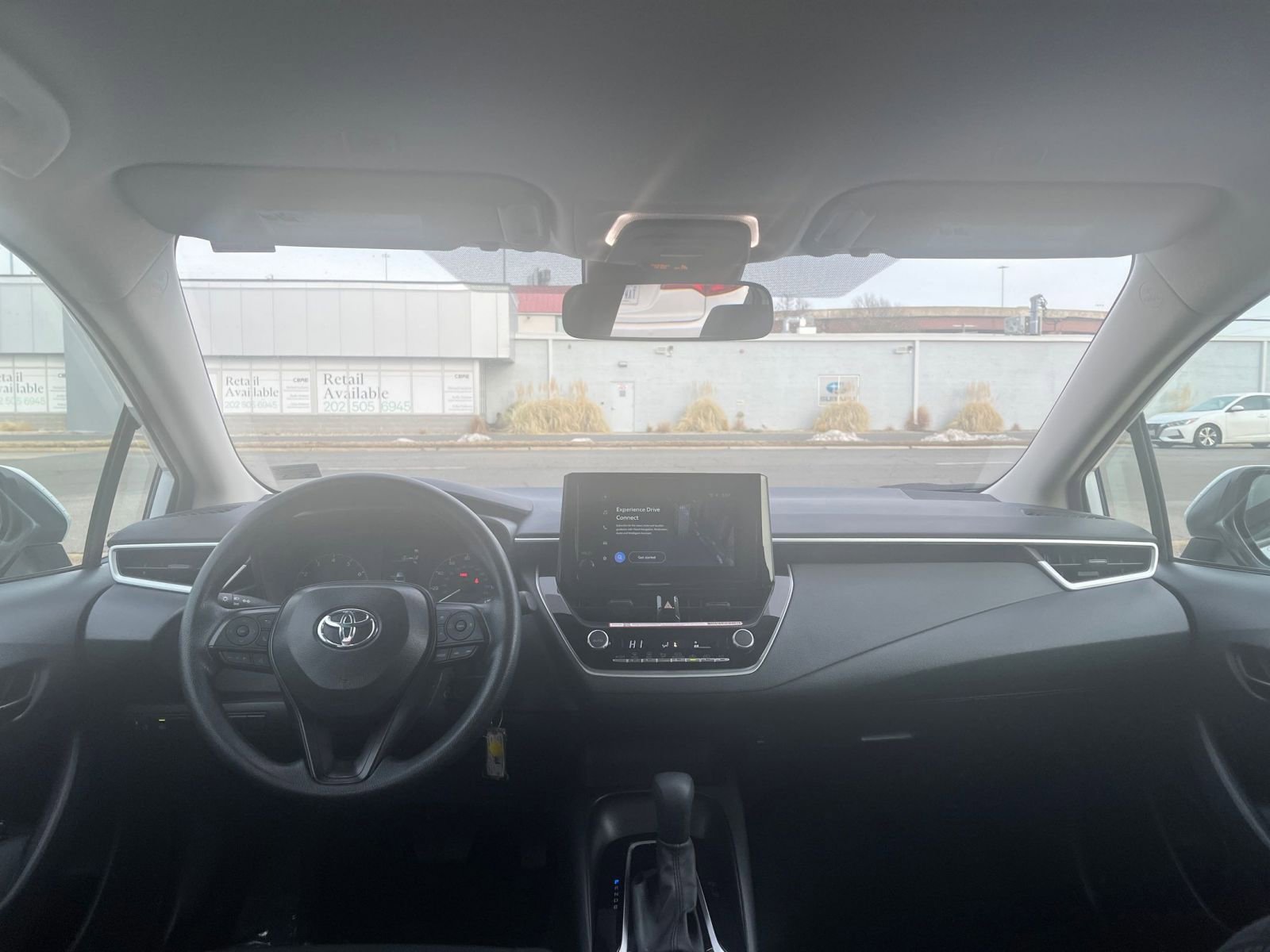 Thumbnail: 2025 Toyota Corolla - 33