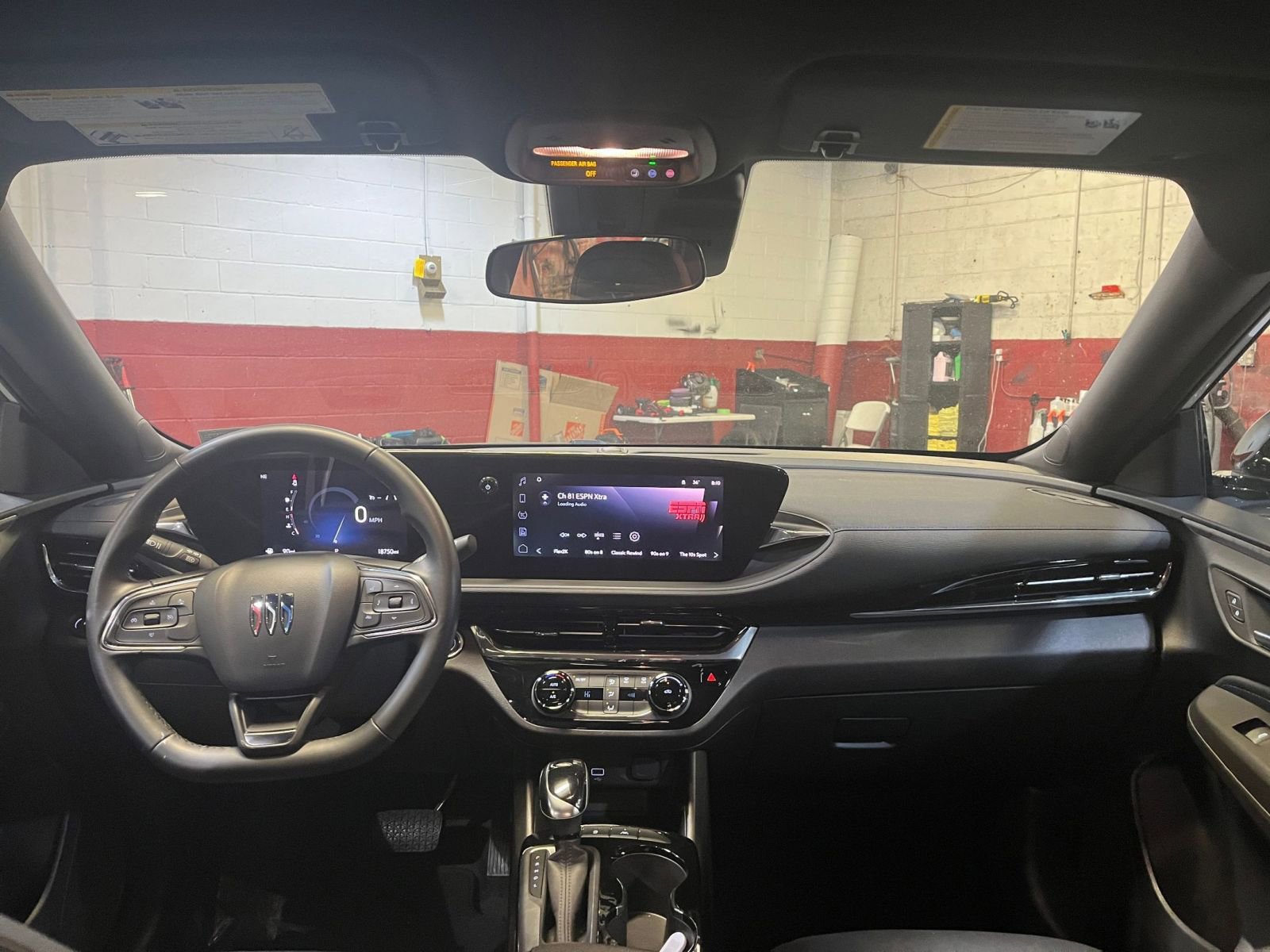 Thumbnail: 2025 Buick Envista - 32