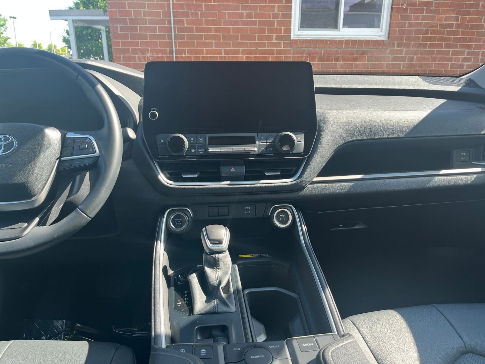 Thumbnail: 2025 Toyota Grand Highlander - 17