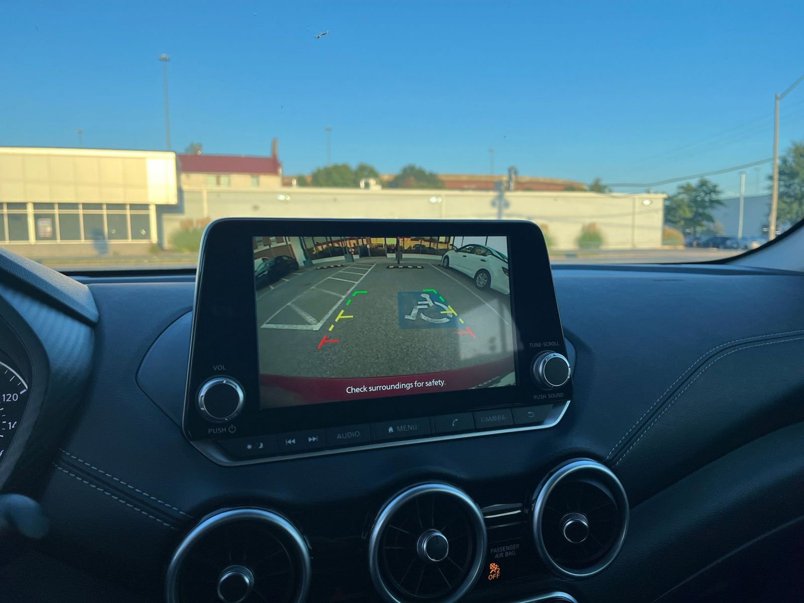 Thumbnail: 2024 Nissan Sentra - 17