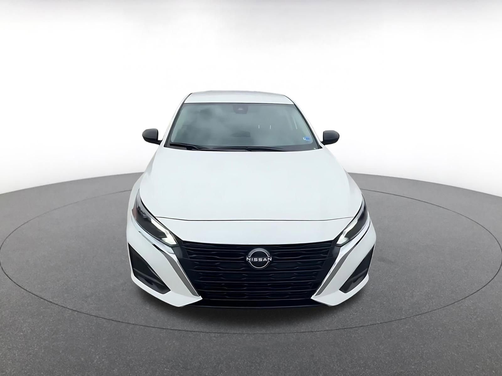 Thumbnail: 2025 Nissan Altima - 4