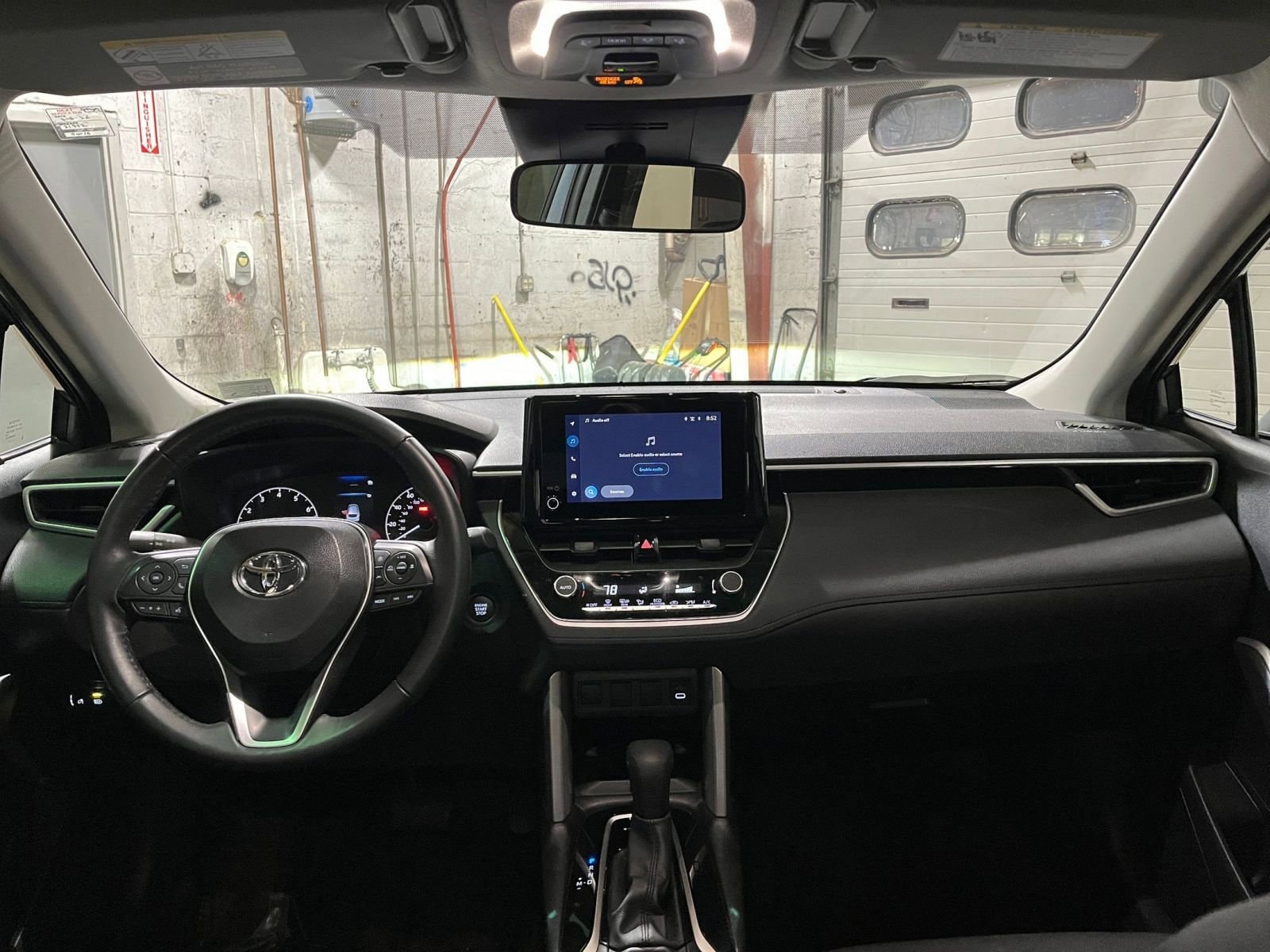 Thumbnail: 2025 Toyota Corolla Cross - 32